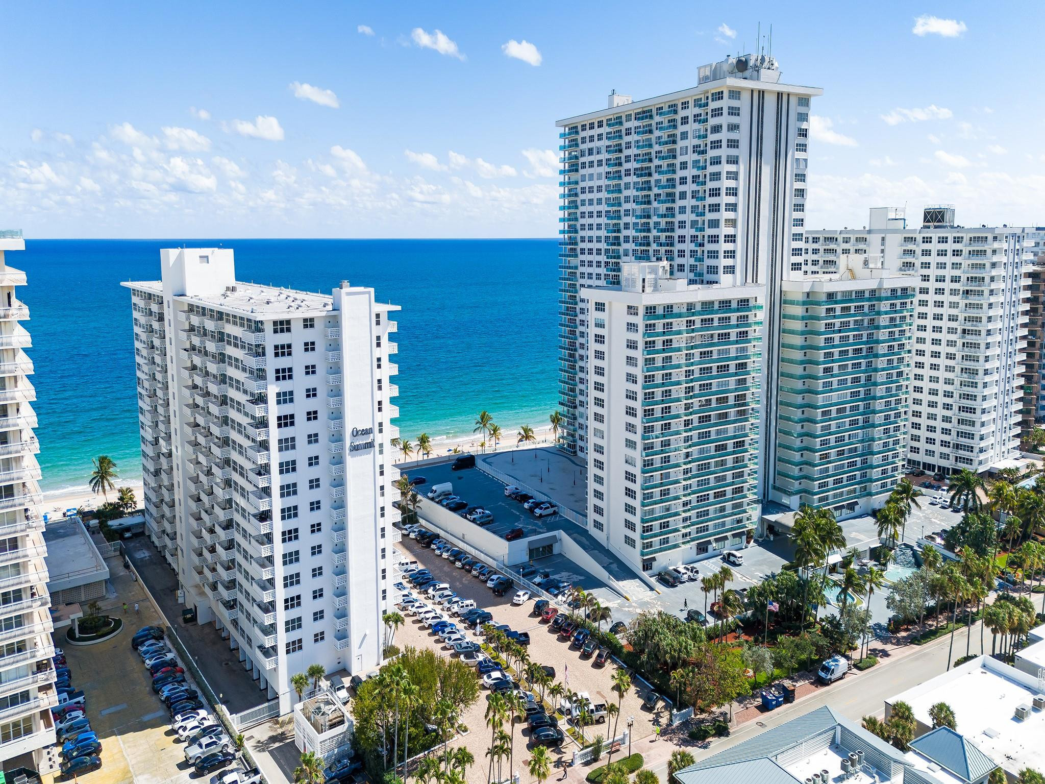 OCEAN SUMMIT - Residential