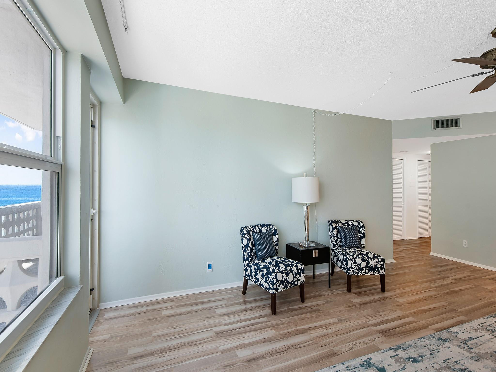 OCEAN SUMMIT - Residential