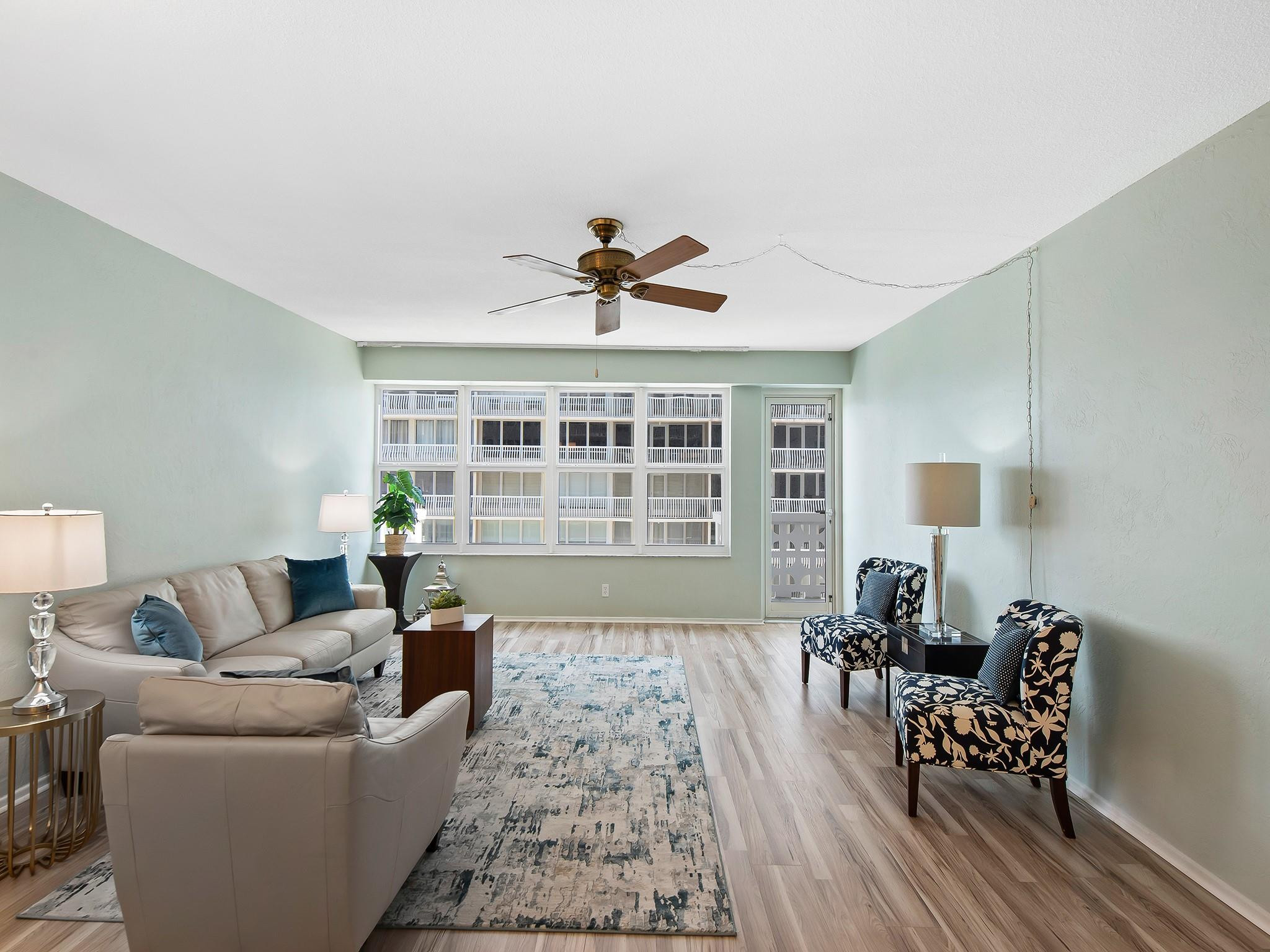 OCEAN SUMMIT - Residential