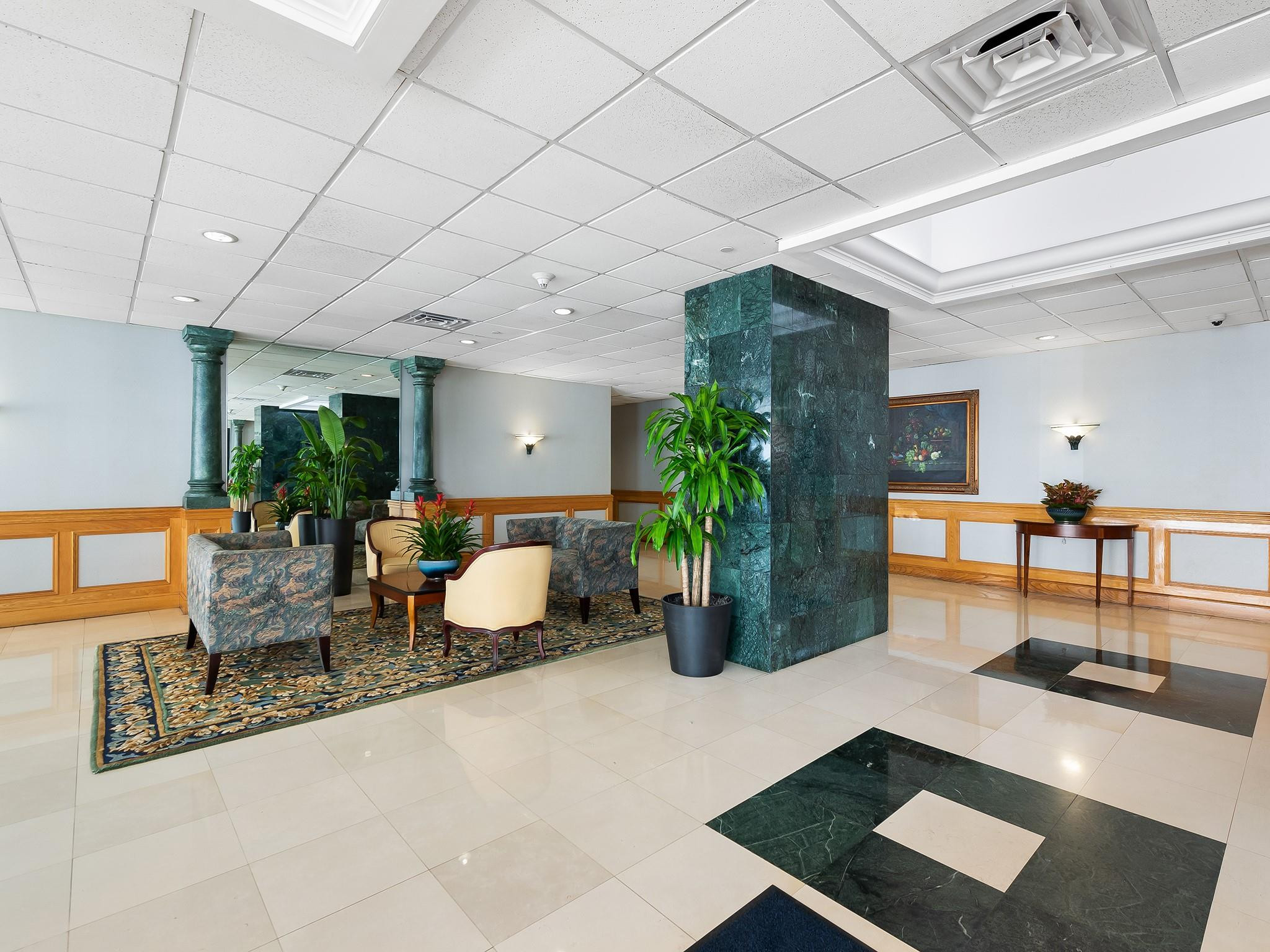 OCEAN SUMMIT - Residential