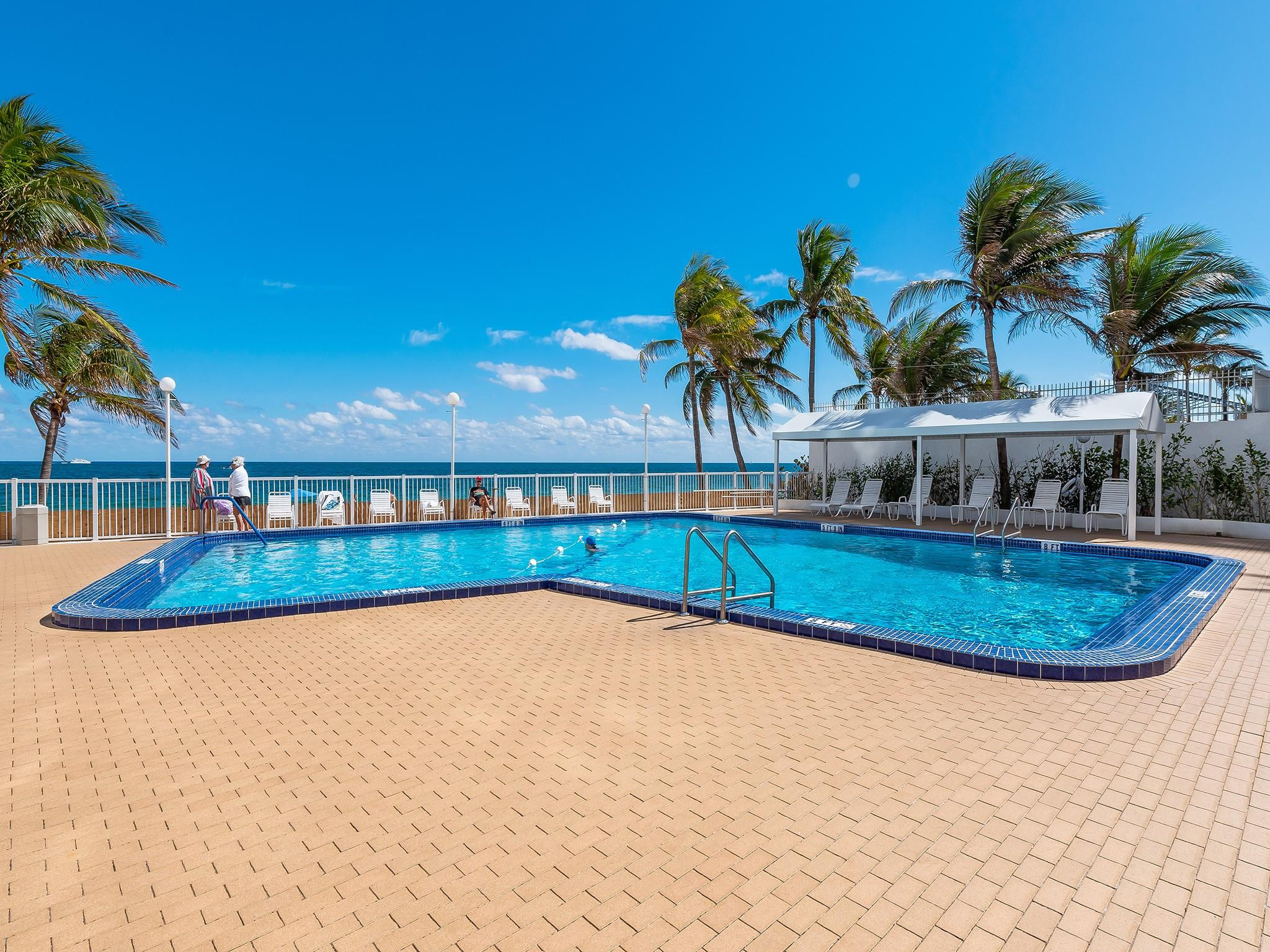 OCEAN SUMMIT - Residential
