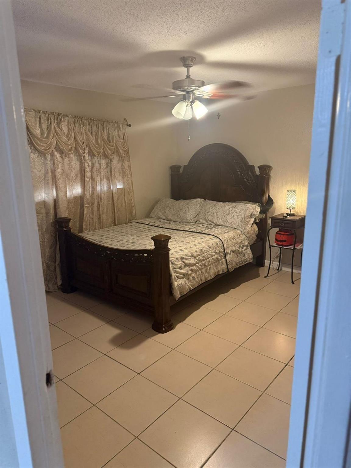 Lake Worth - Residential Income