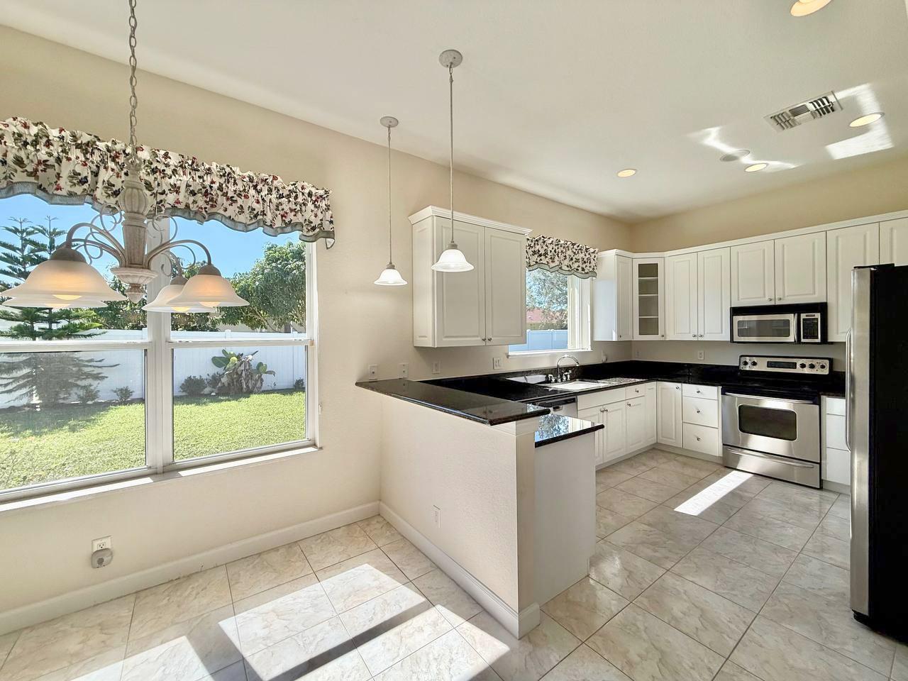 PORT ST LUCIE SECTION 44 - Residential Lease