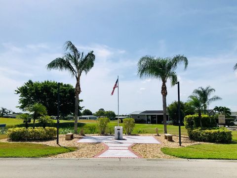 A home in Port St Lucie