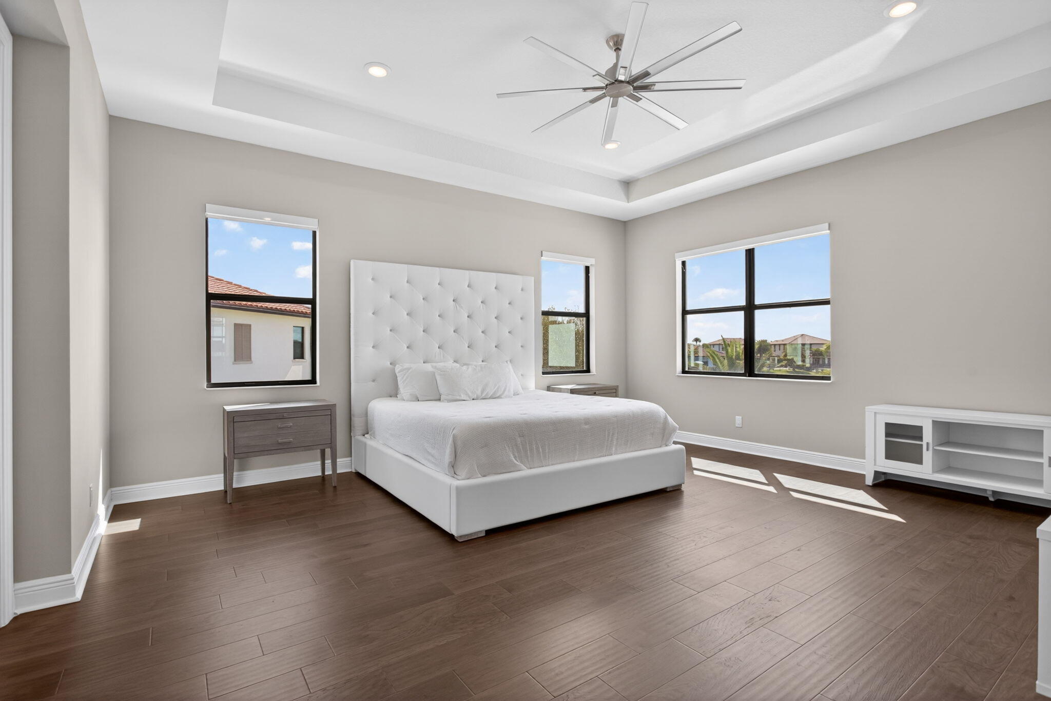 PARKLAND BAY - Residential