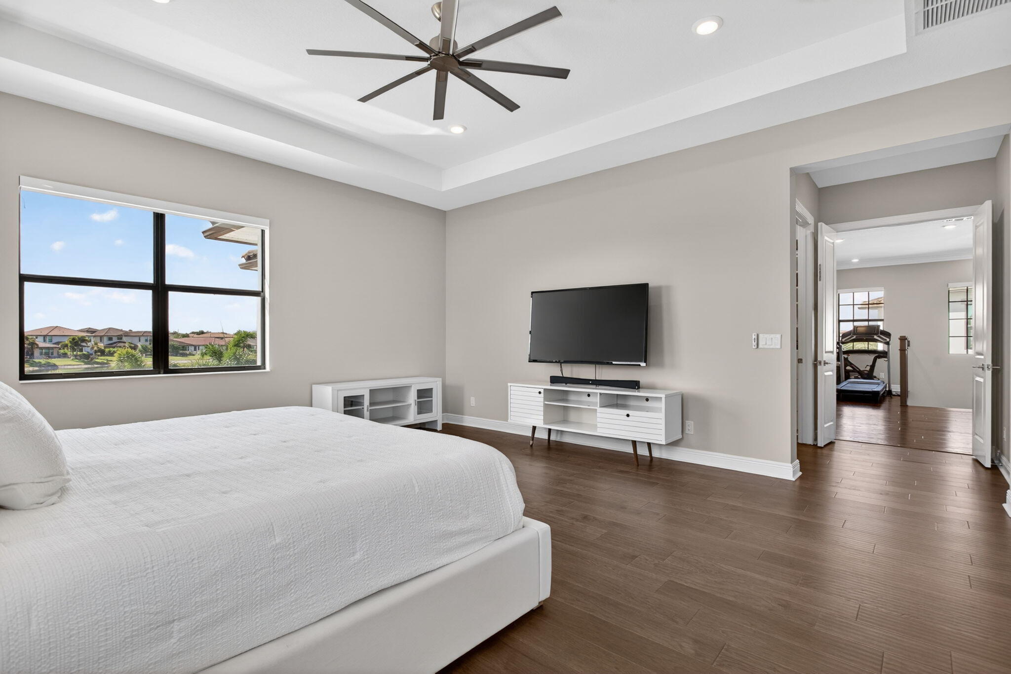 PARKLAND BAY - Residential