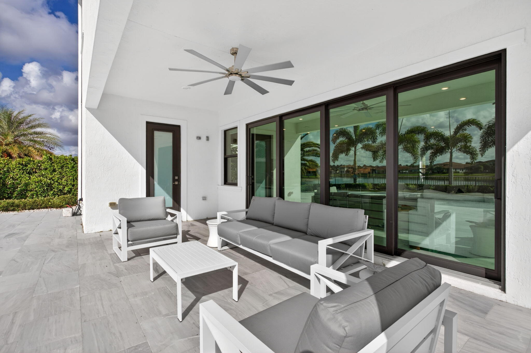 PARKLAND BAY - Residential