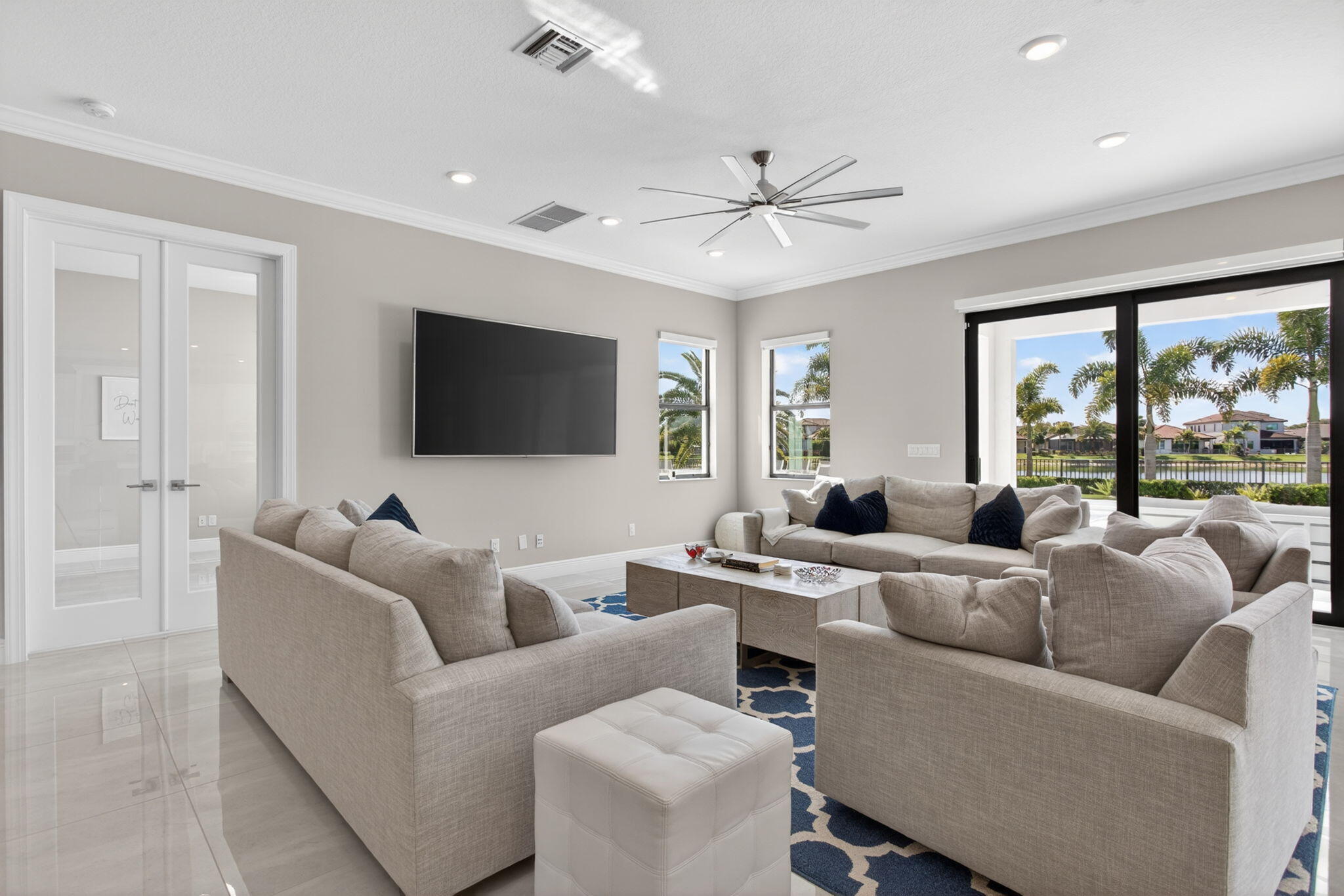 PARKLAND BAY - Residential