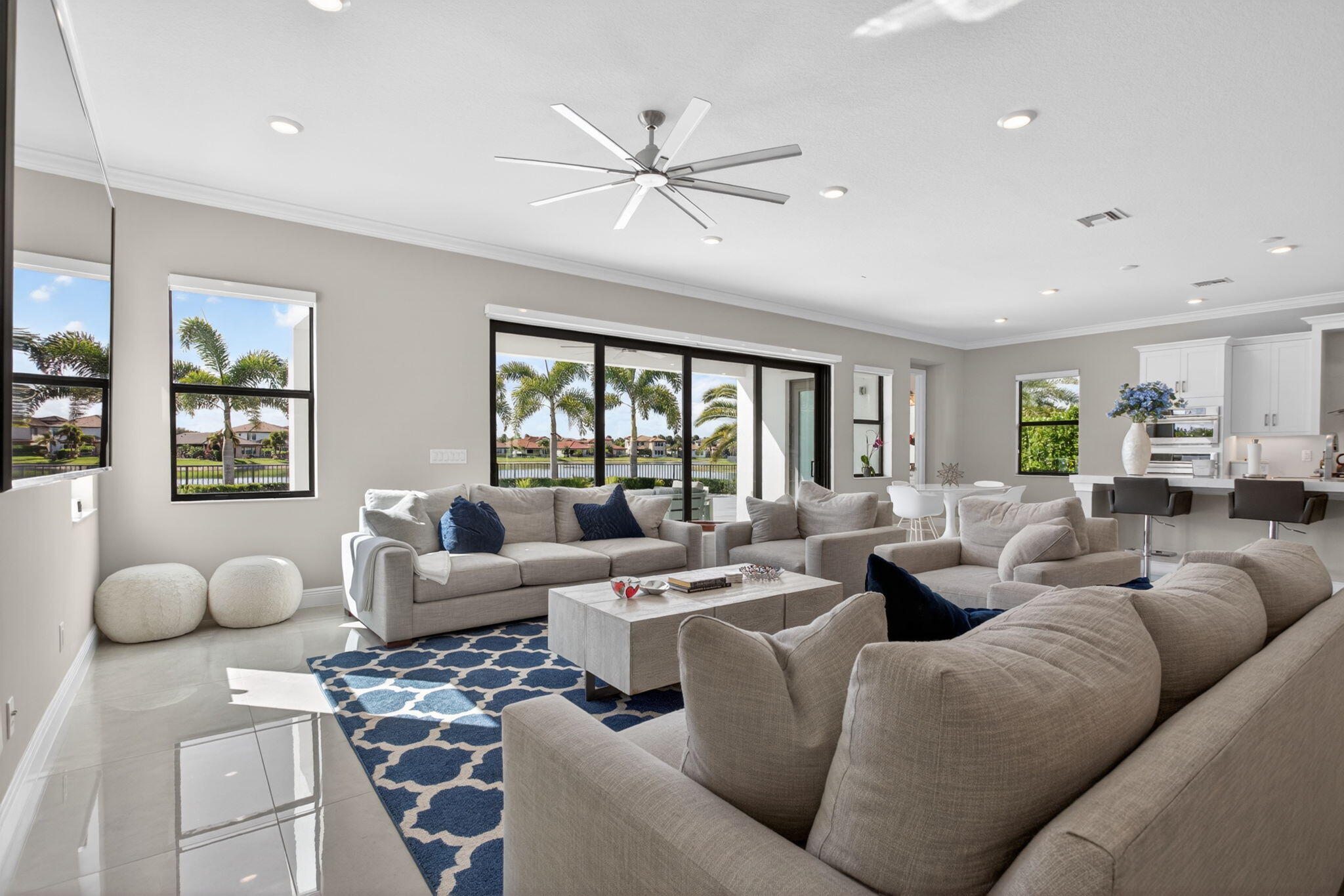 PARKLAND BAY - Residential