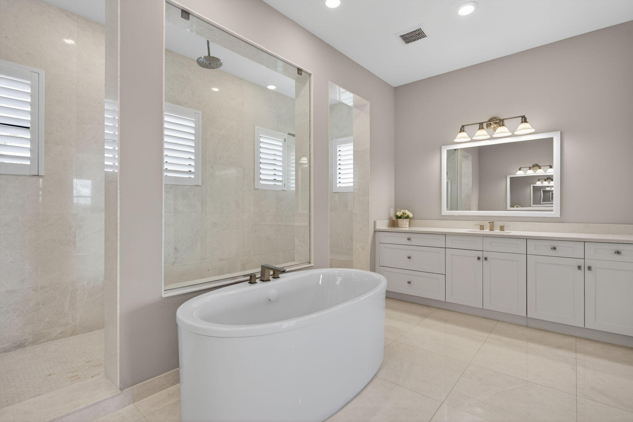 PARKLAND BAY - Residential