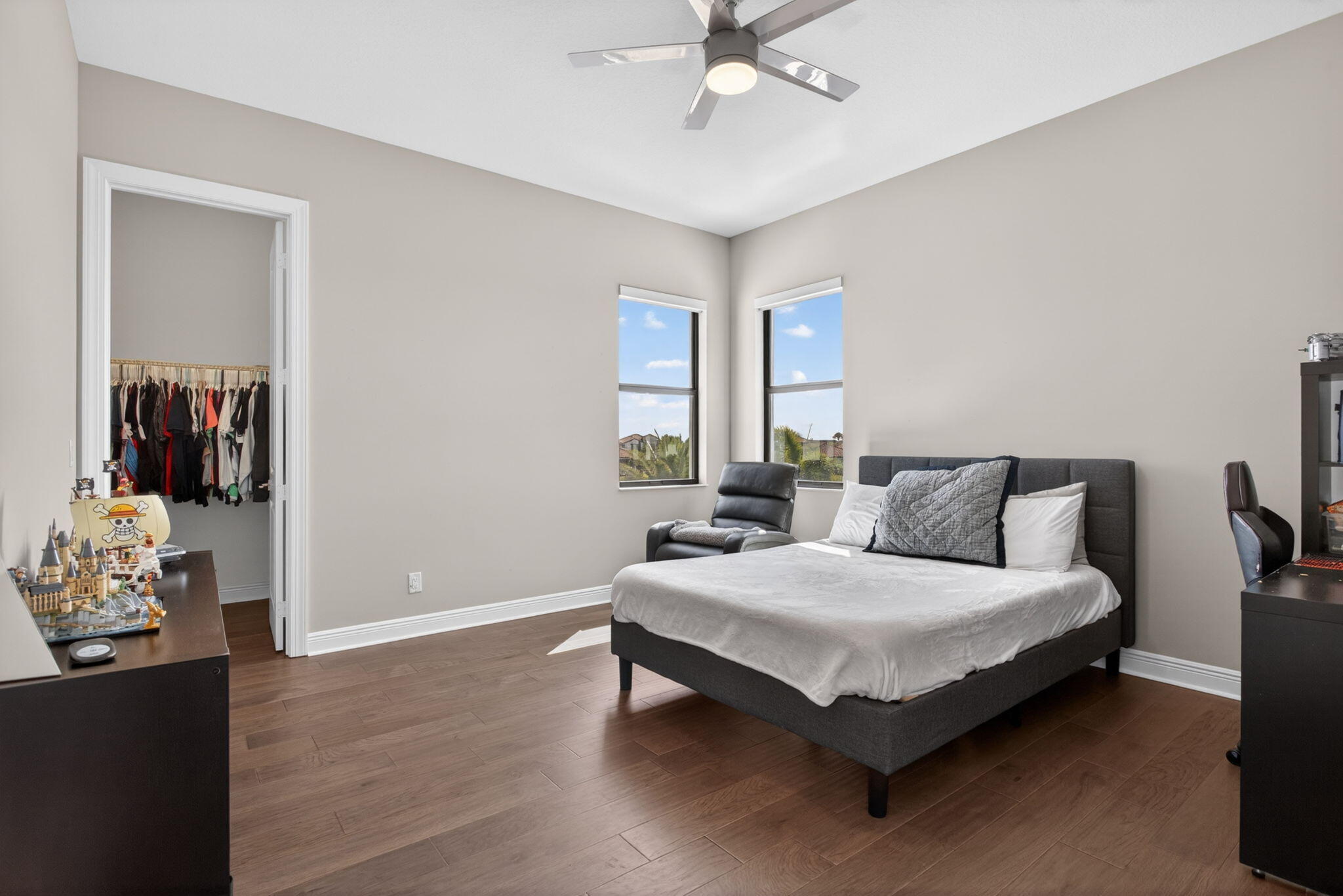 PARKLAND BAY - Residential