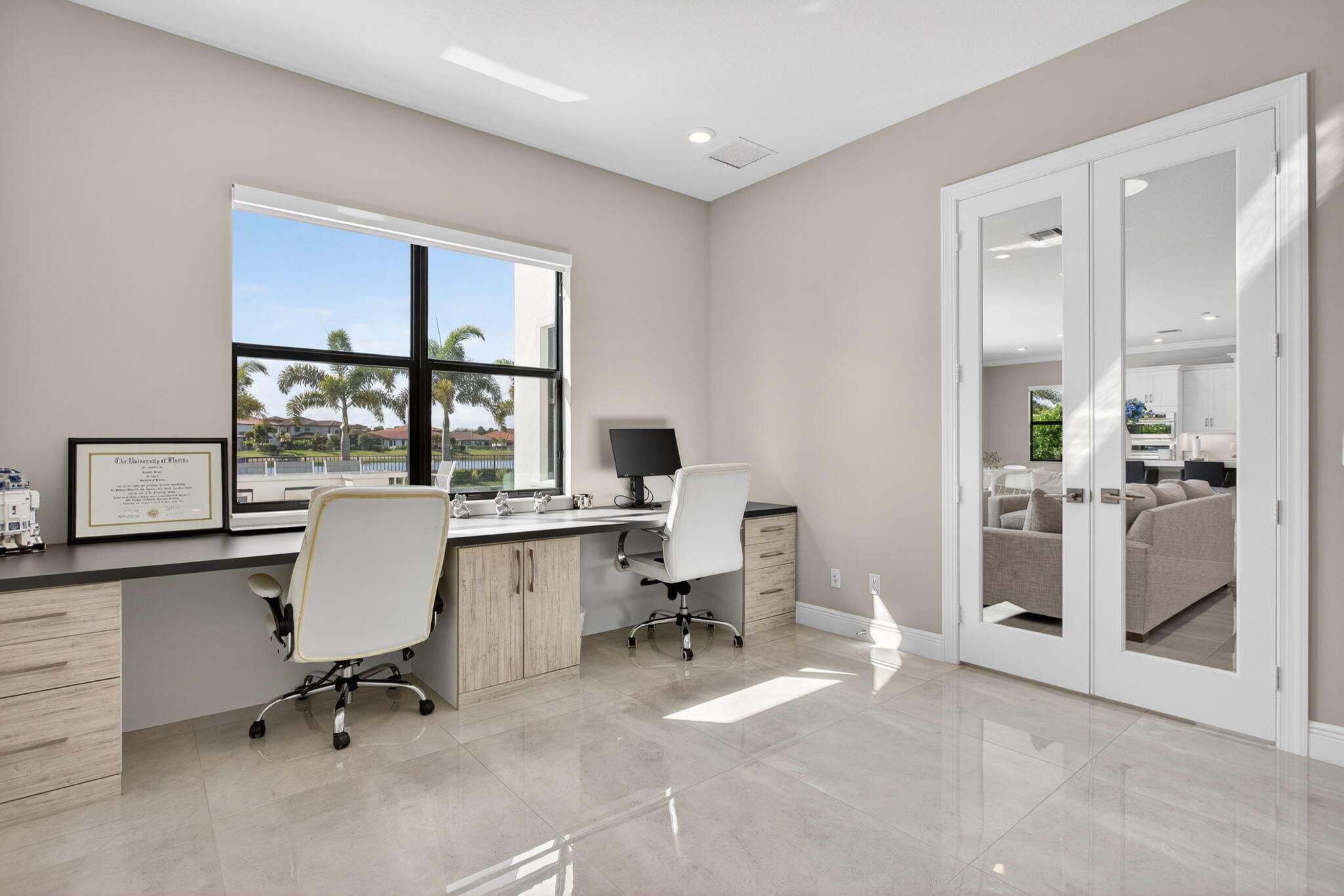 PARKLAND BAY - Residential