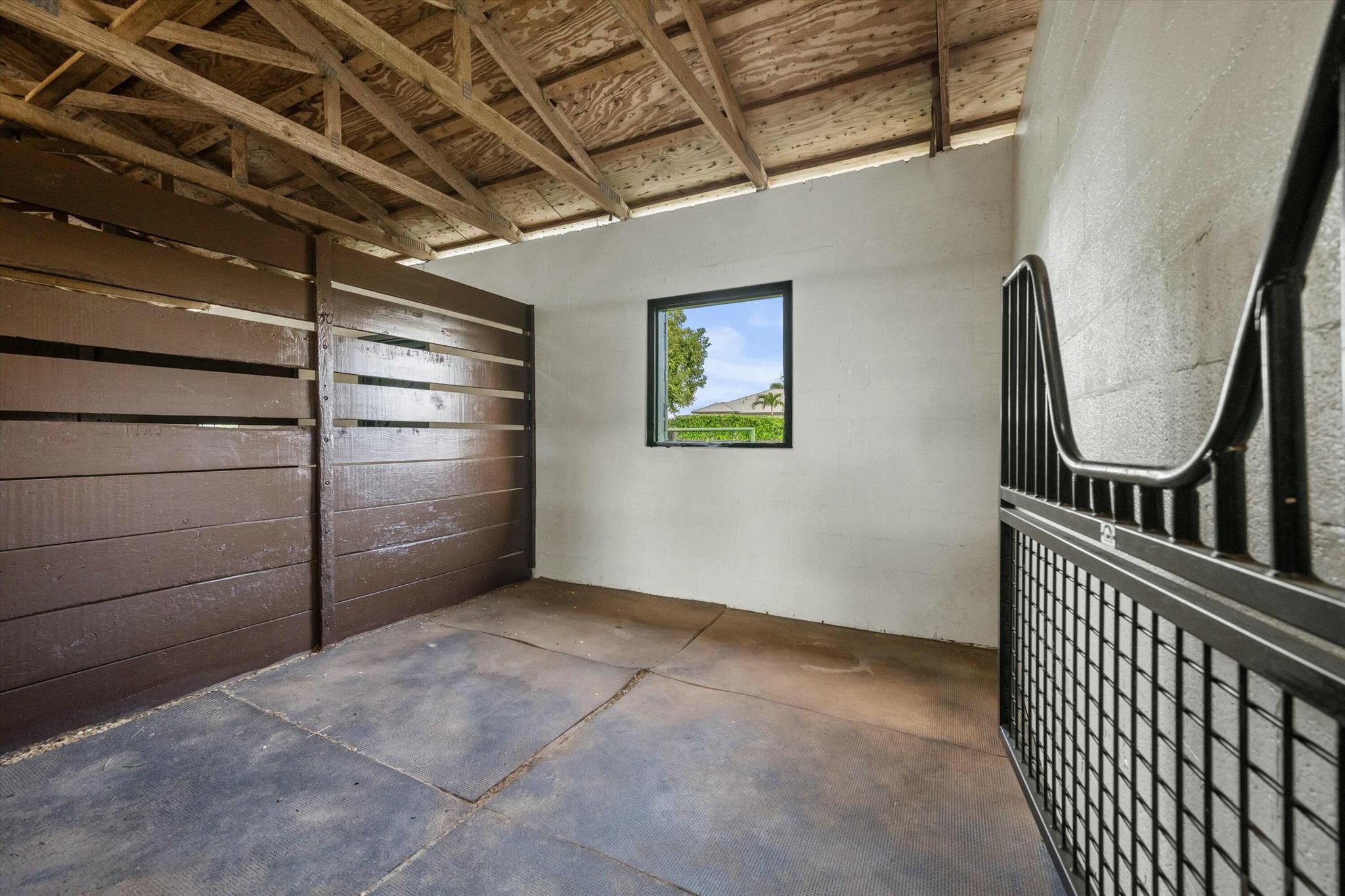 SOUTHFIELDS WELLINGTON CO - Land