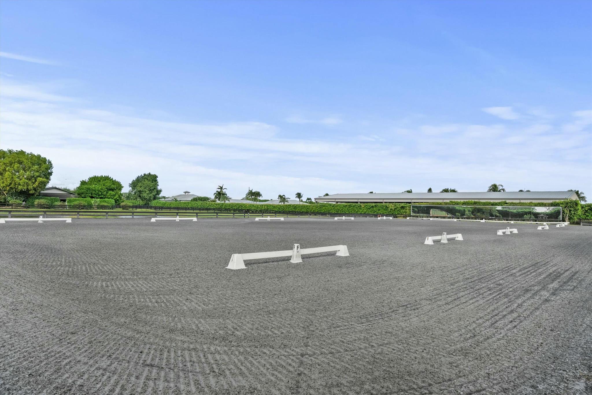 SOUTHFIELDS WELLINGTON CO - Land