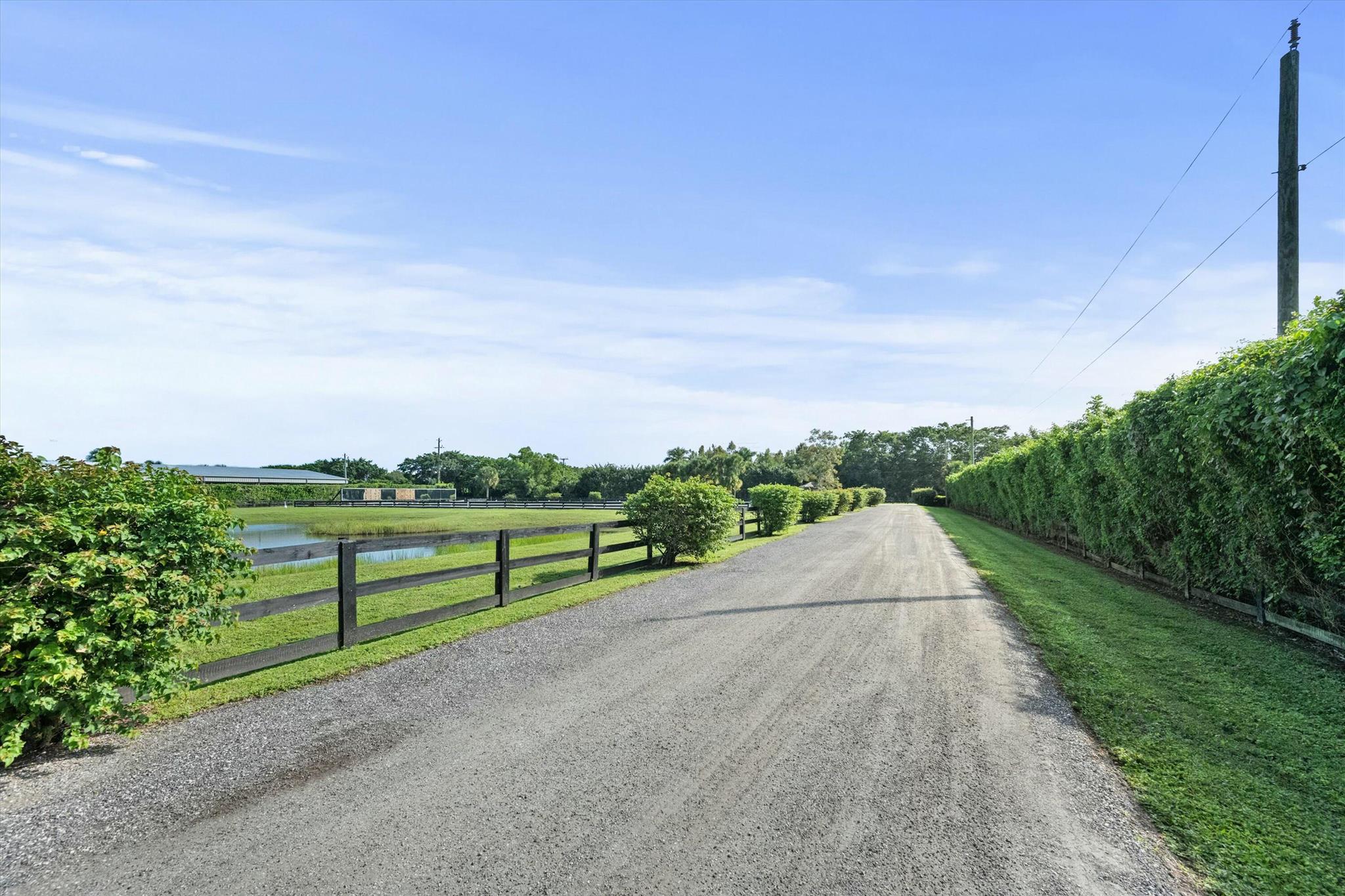 SOUTHFIELDS WELLINGTON CO - Land