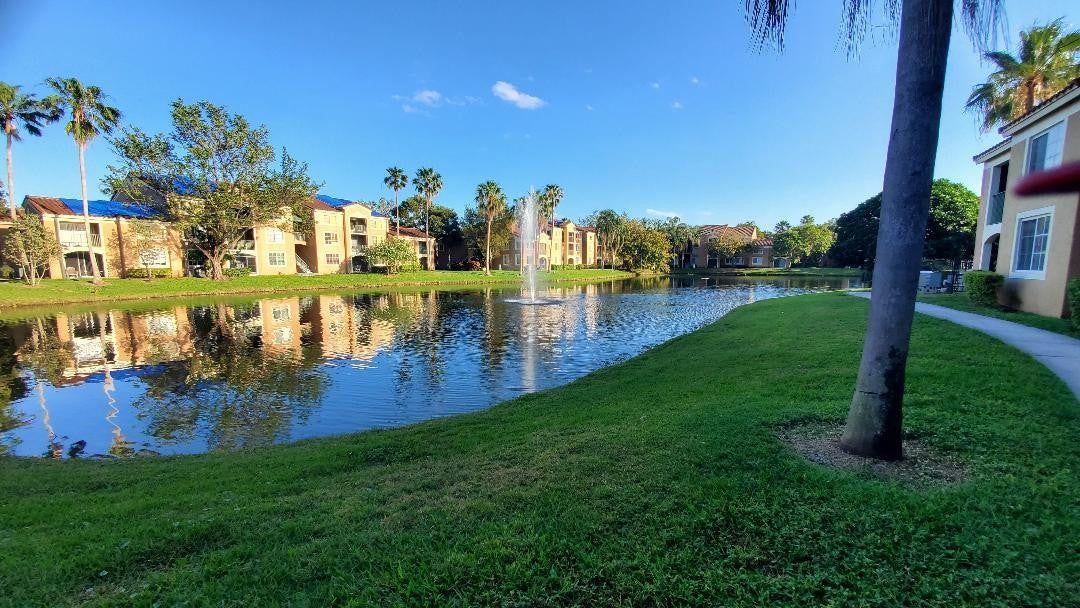 4844 N State Road 7 2304, Coconut Creek FL 33073