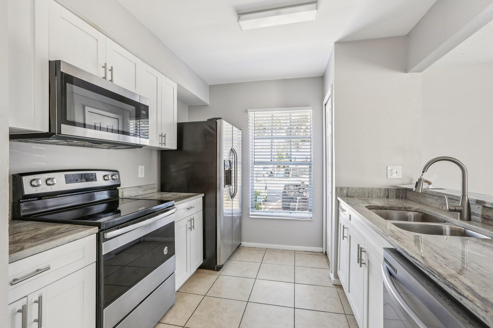 RIVERWALK AT WATERSIDE - Residential Lease