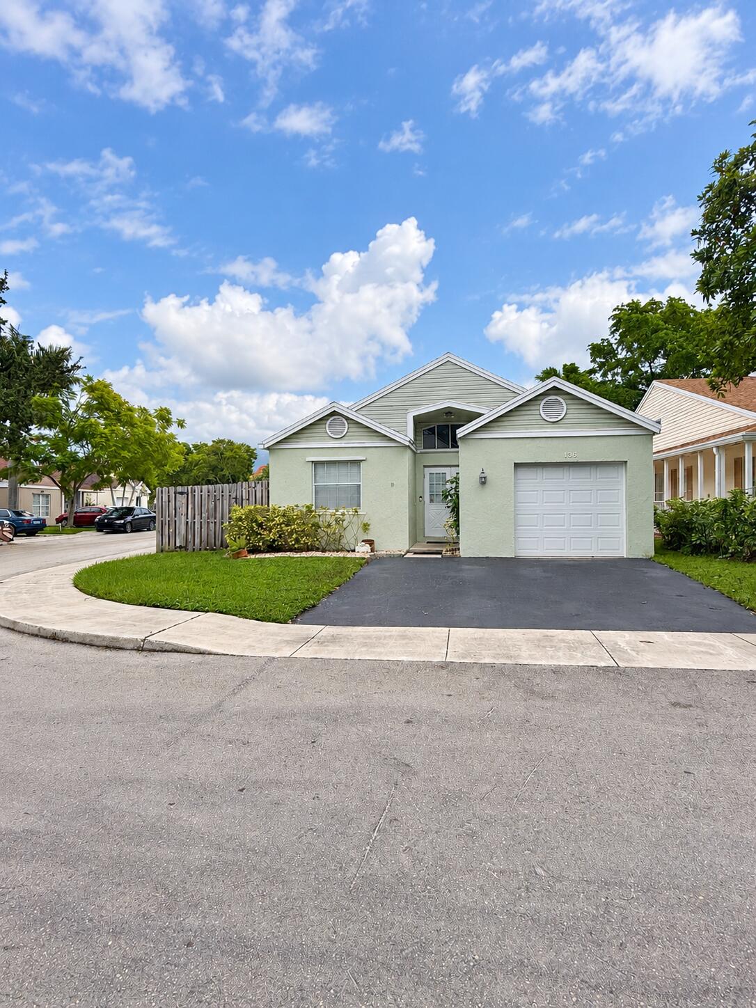 138 SW 159th Way
