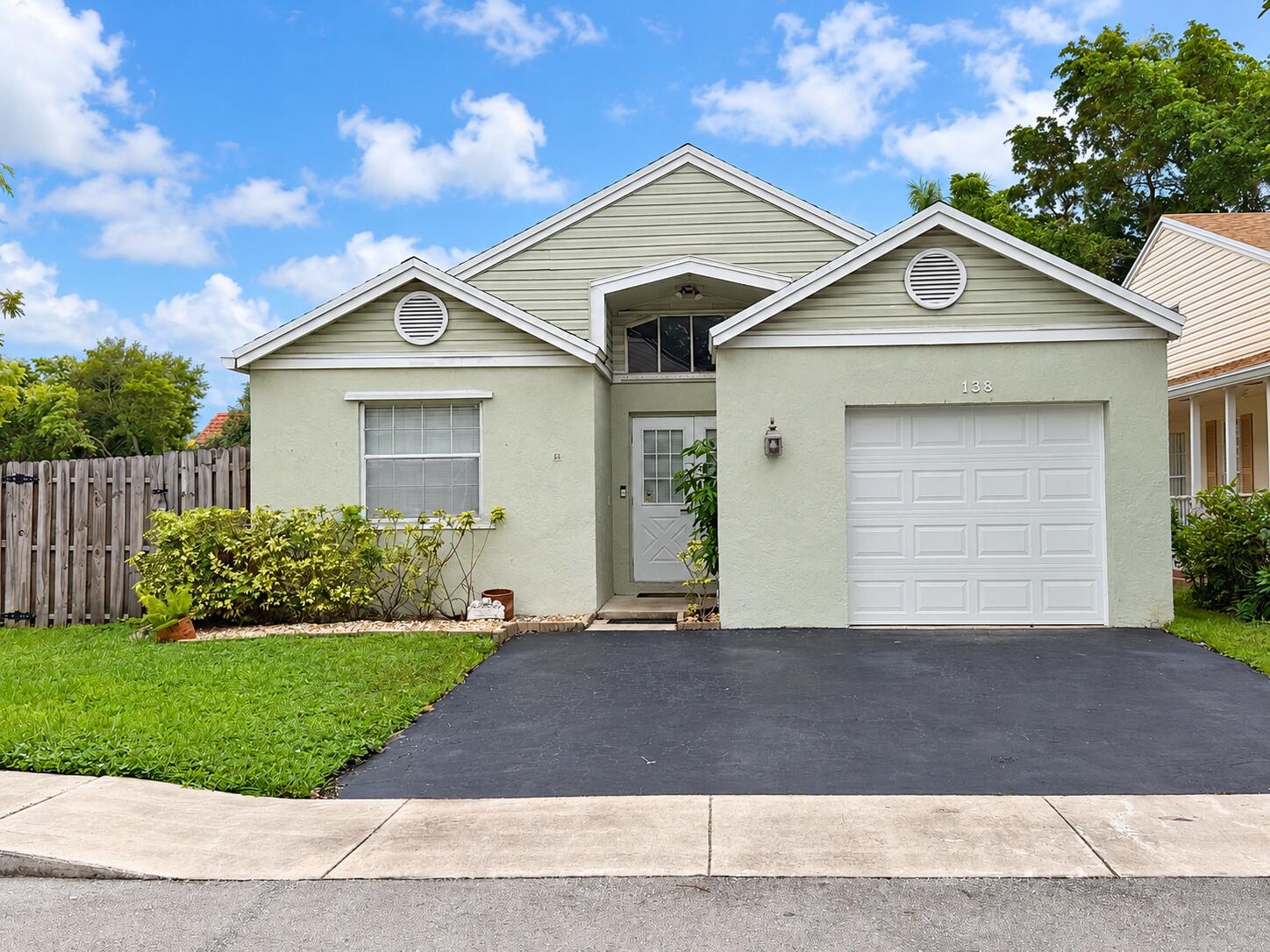 138 SW 159th Way