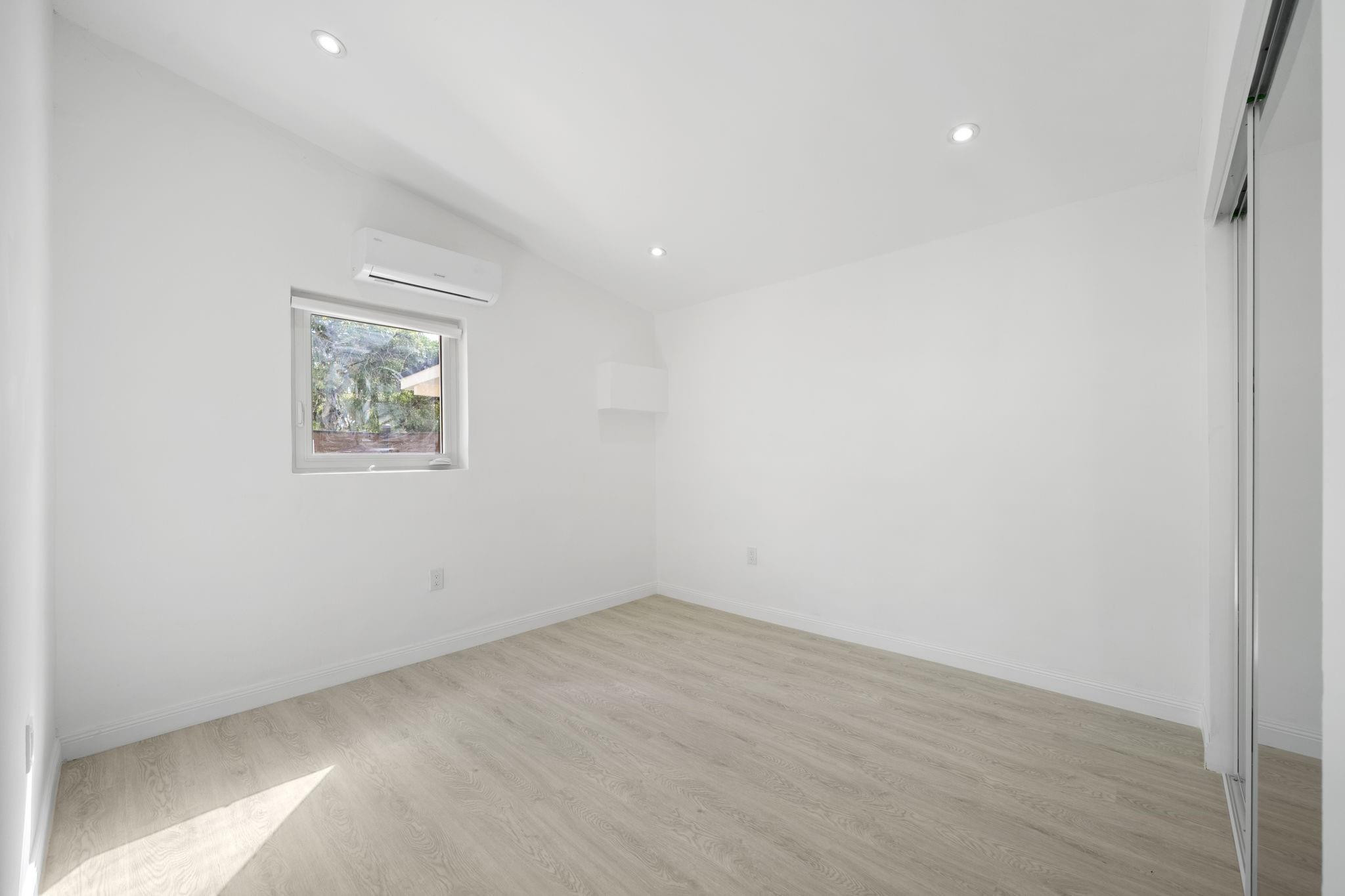 Lakeway Add 30-36 B - Residential