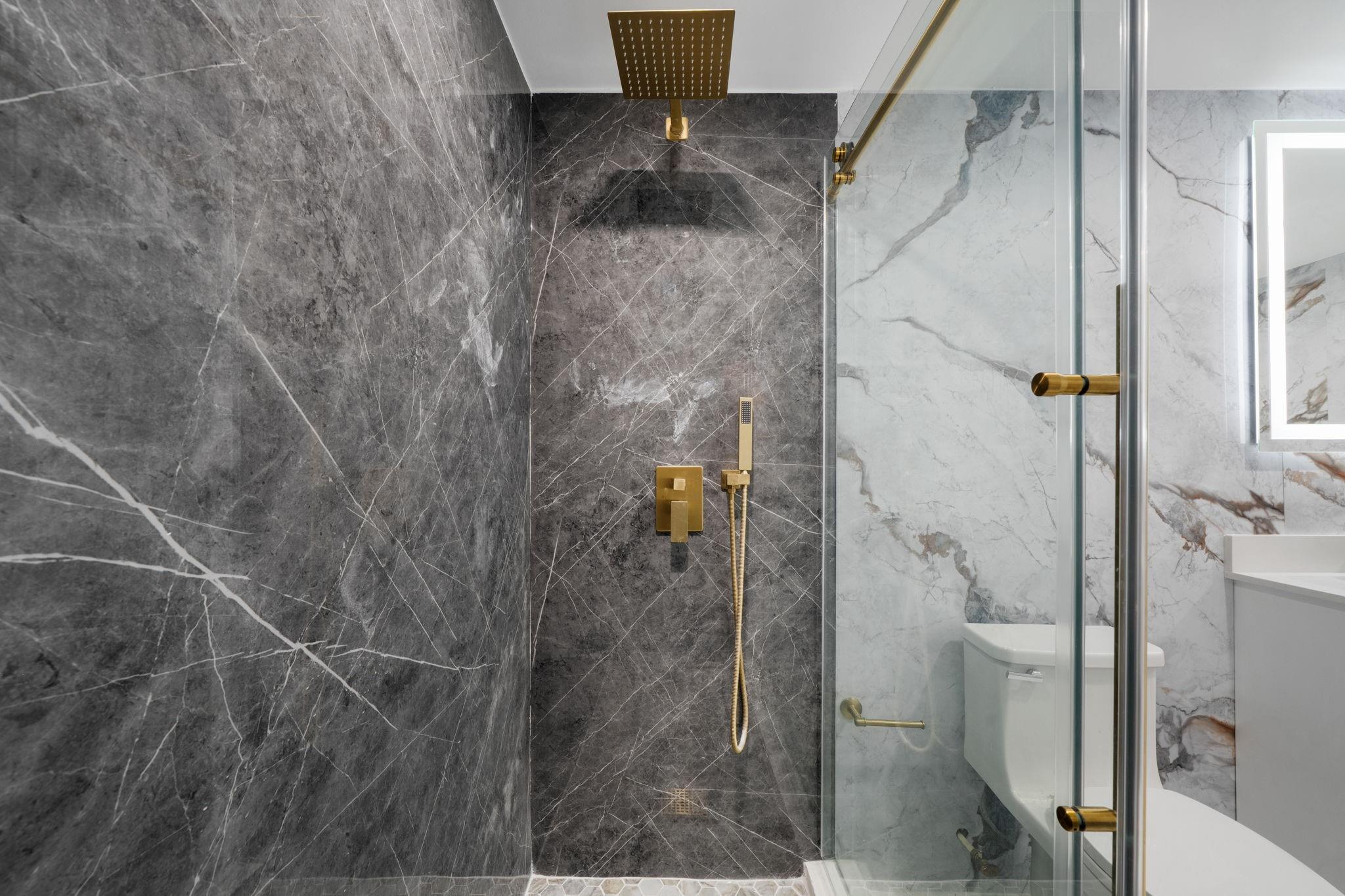 Lakeway Add 30-36 B - Residential