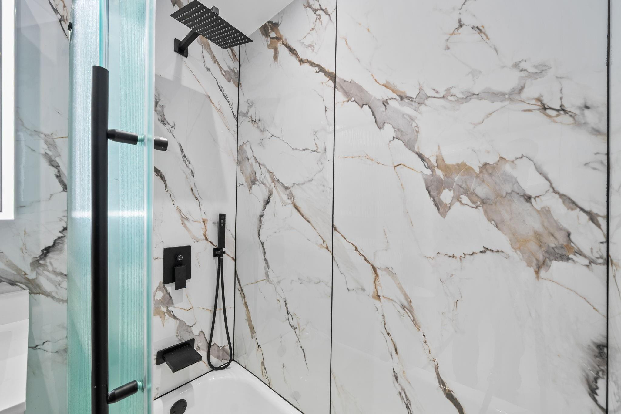 Lakeway Add 30-36 B - Residential