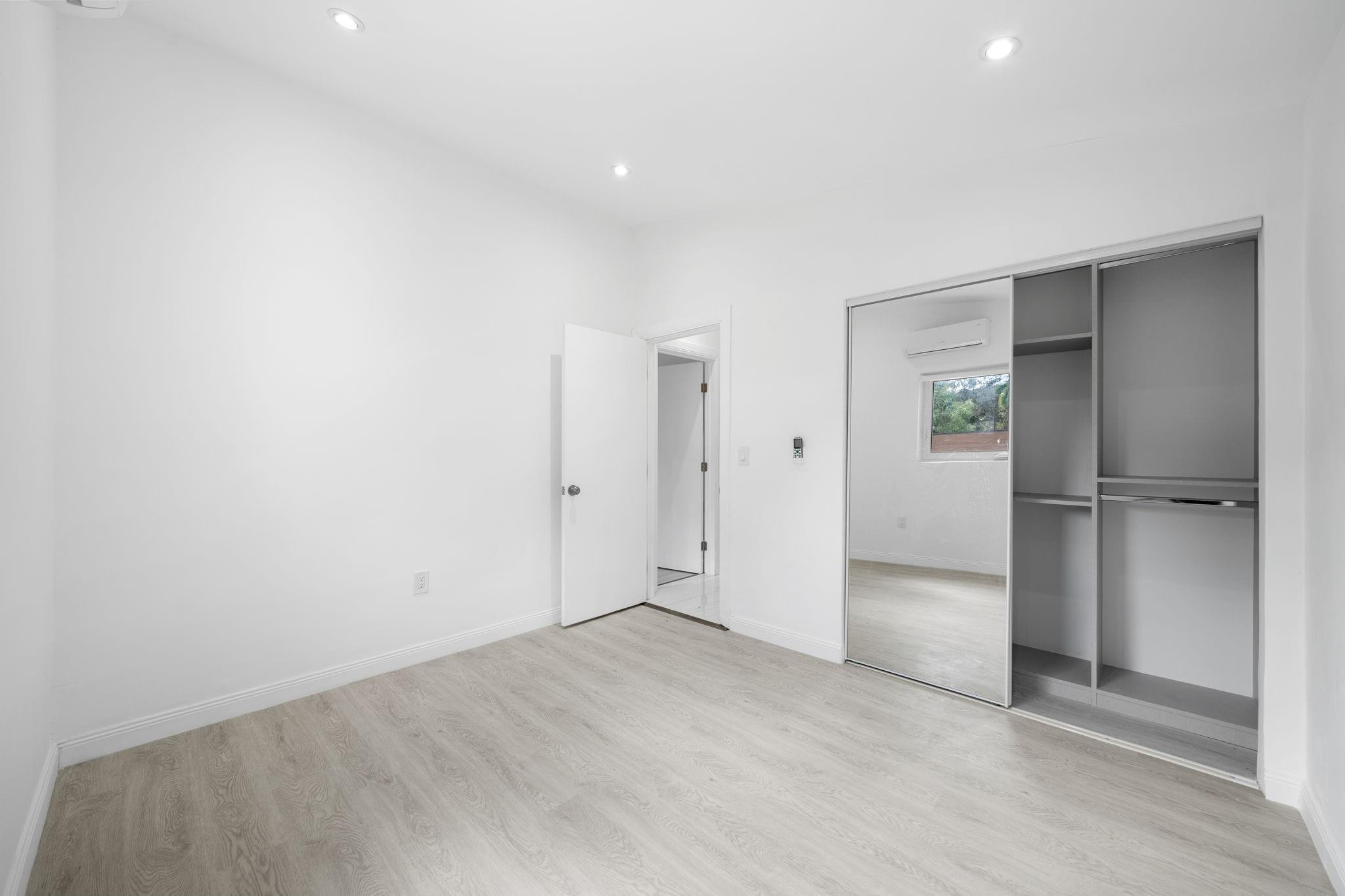 Lakeway Add 30-36 B - Residential