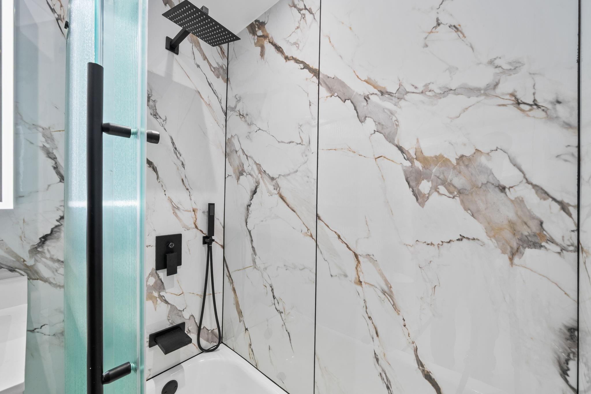 Lakeway Add 30-36 B - Residential