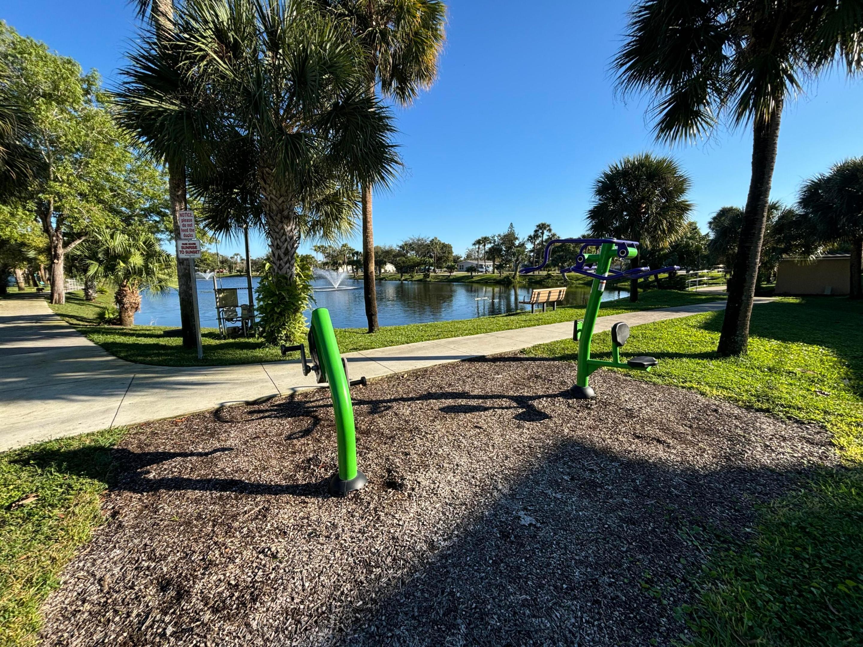 LAKESIDE VILLAGE CONDO 10 - Residential