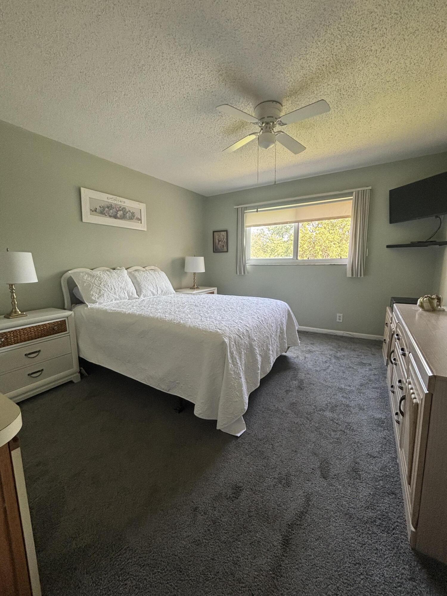 LAKESIDE VILLAGE CONDO 10 - Residential