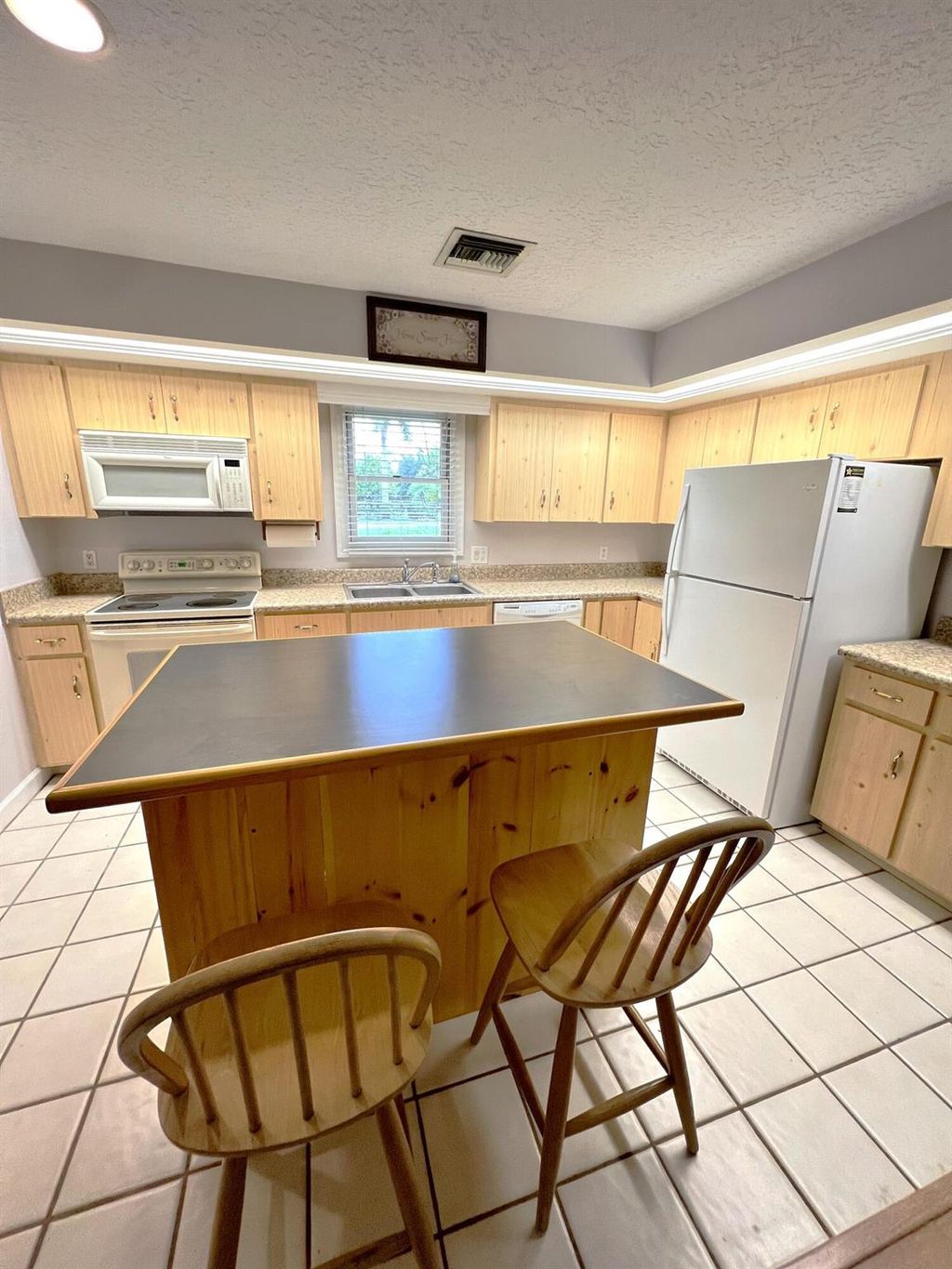 Photo of 5605 SW Evans Drive, Stuart, FL 34997 (MLS # R11097107)