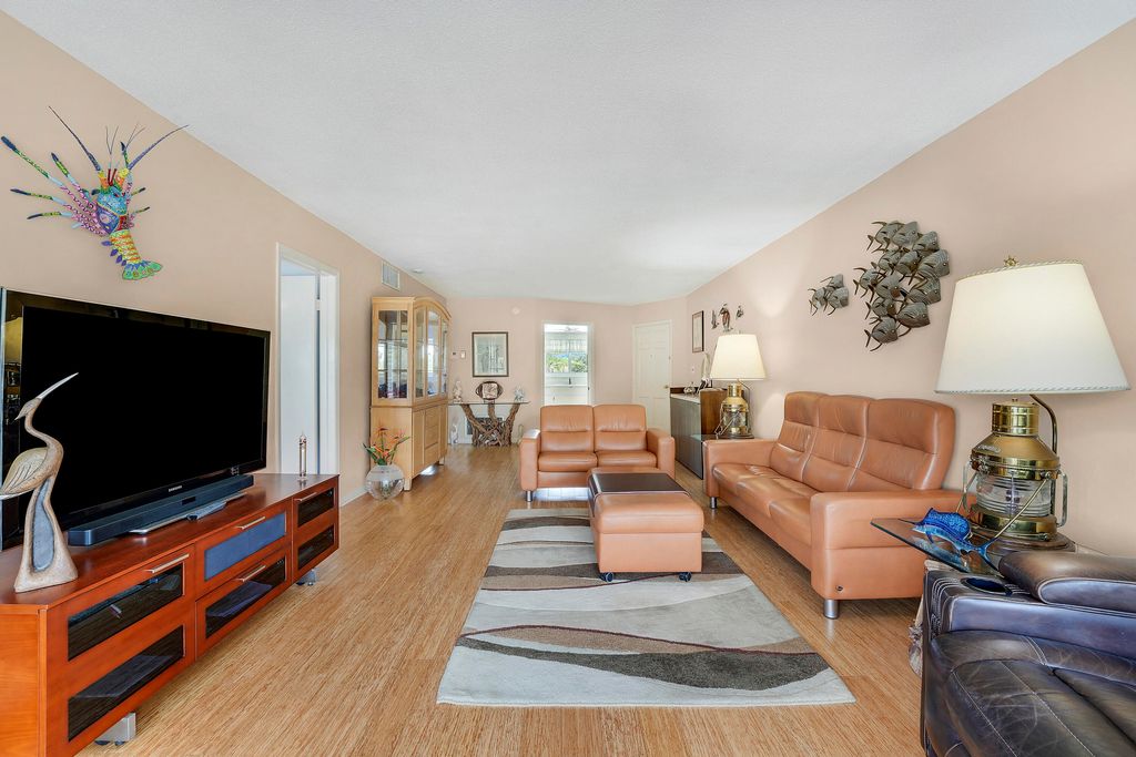 Photo of 331 Tequesta Drive #213, Tequesta, FL 33469 (MLS # B26010670)