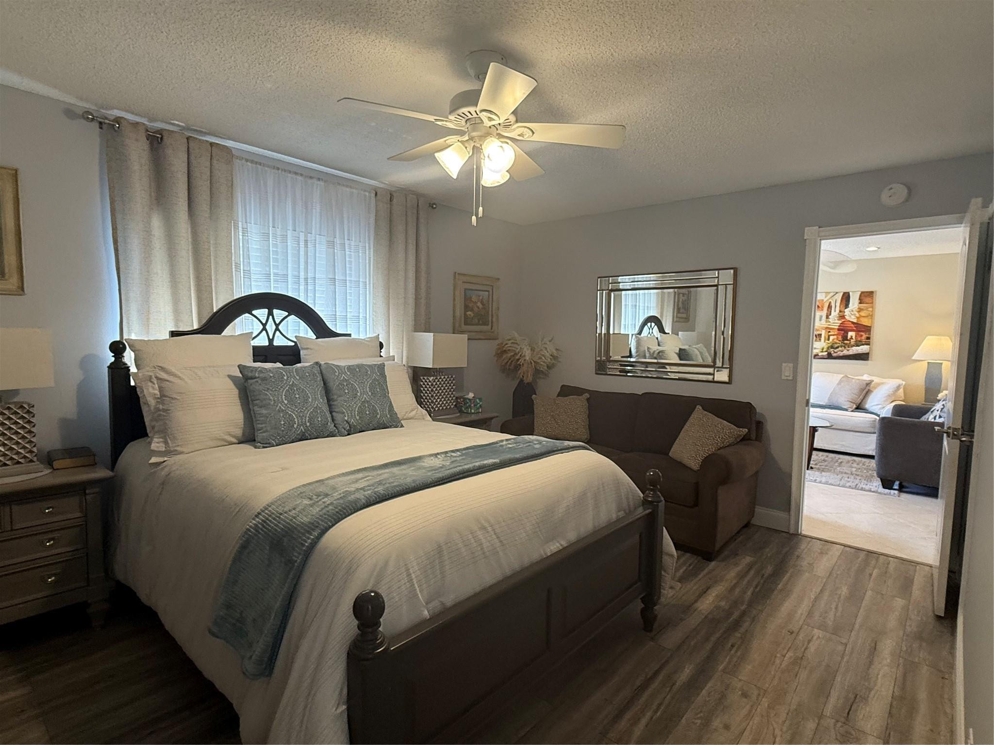 VILLAGES OF ORIOLE ABBEY CONDO - Residential Lease