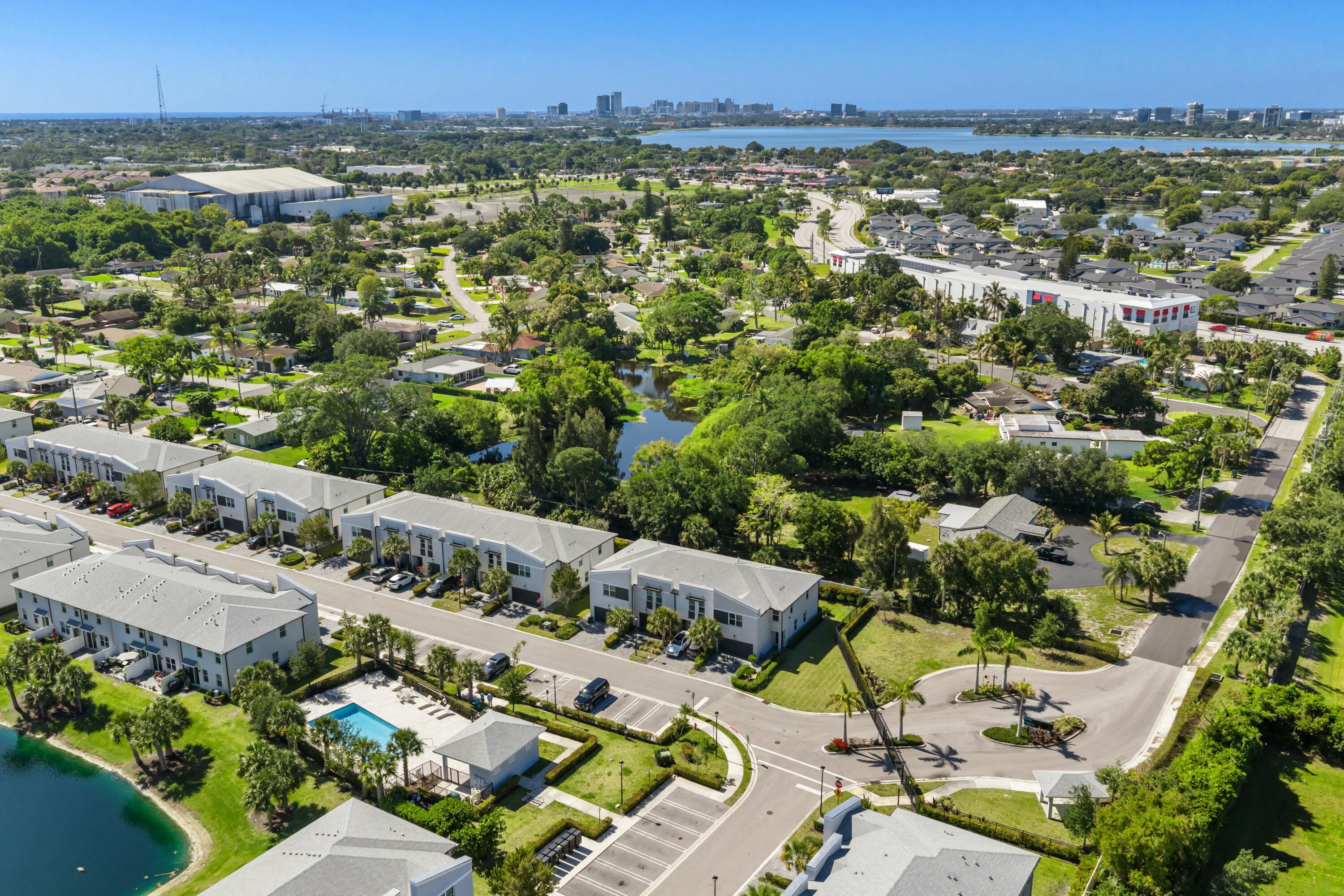 ENCLAVE AT MANGONIA PARK - Residential