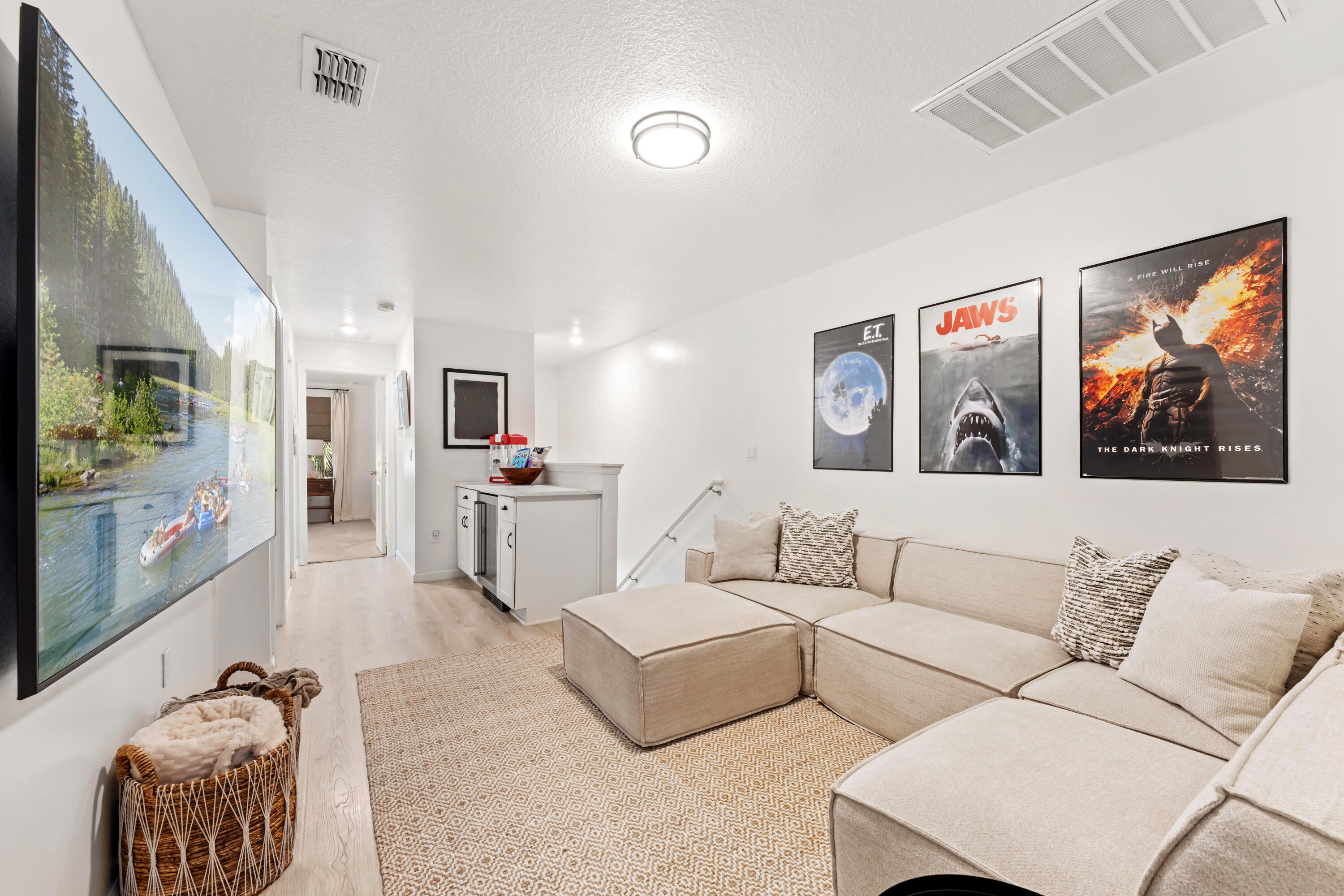 ENCLAVE AT MANGONIA PARK - Residential