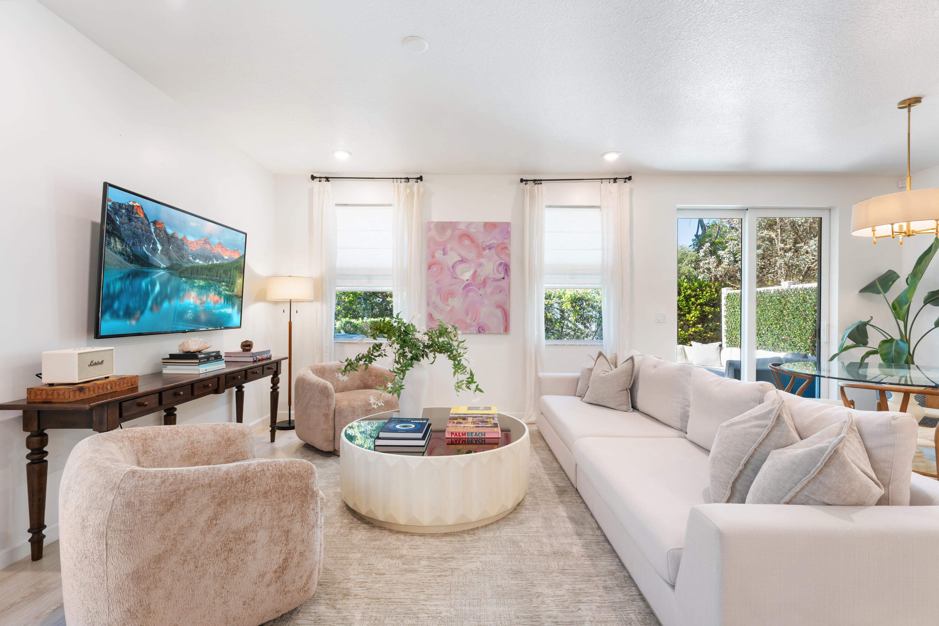 ENCLAVE AT MANGONIA PARK - Residential