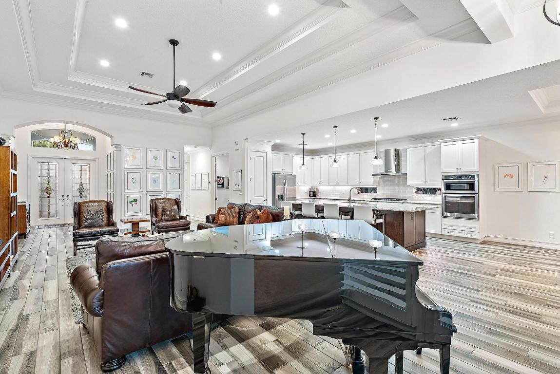 JUPITER COUNTRY CLUB - Residential