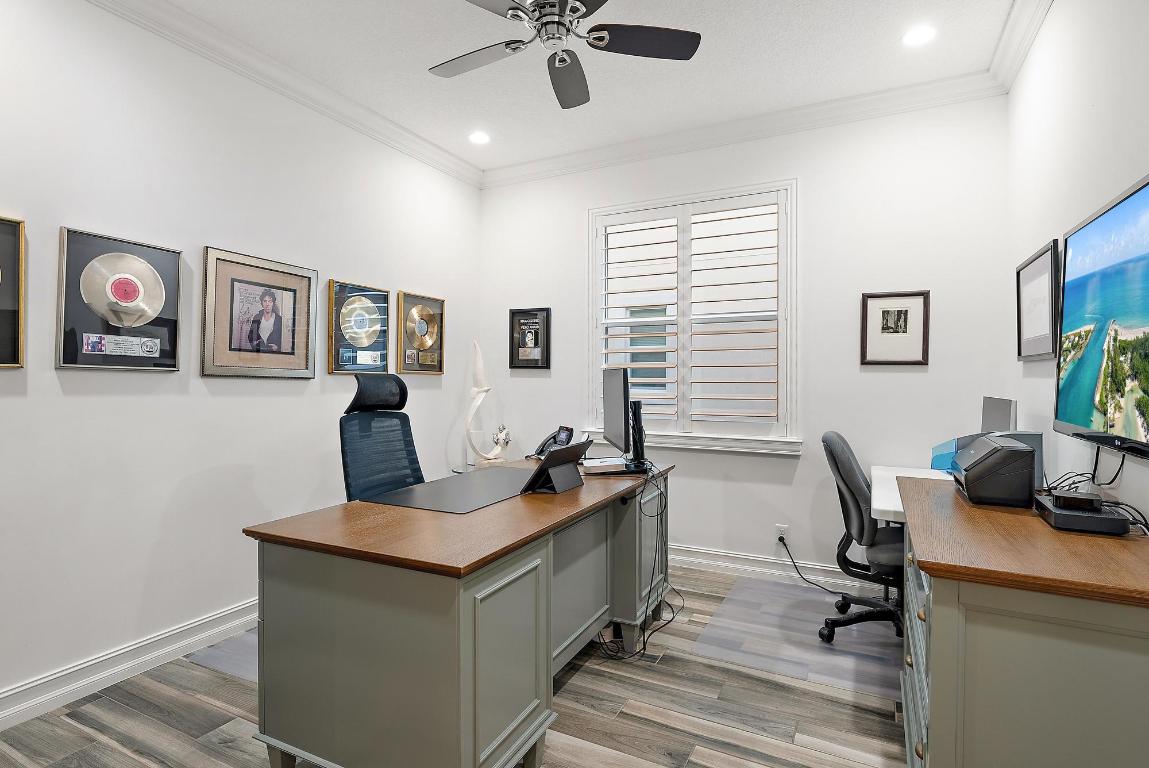 JUPITER COUNTRY CLUB - Residential