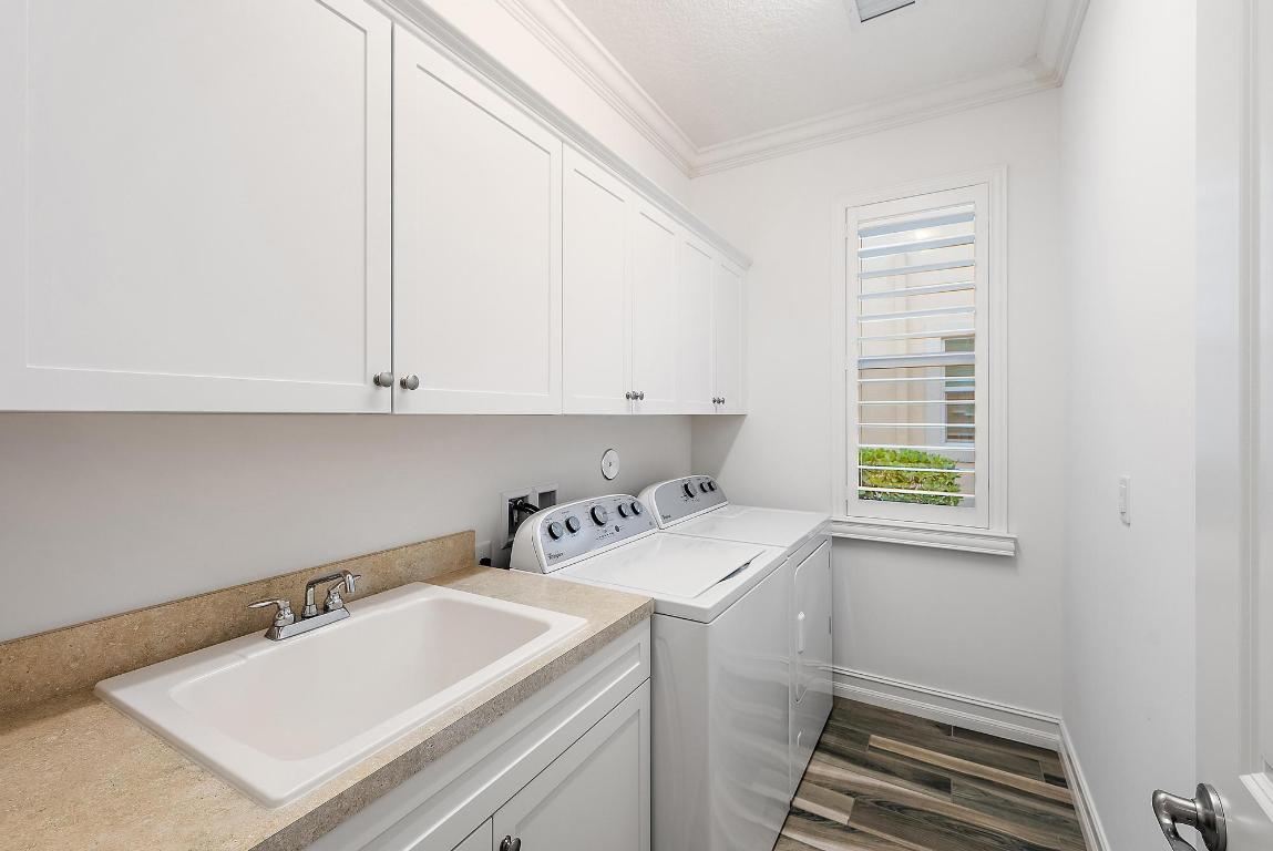 JUPITER COUNTRY CLUB - Residential