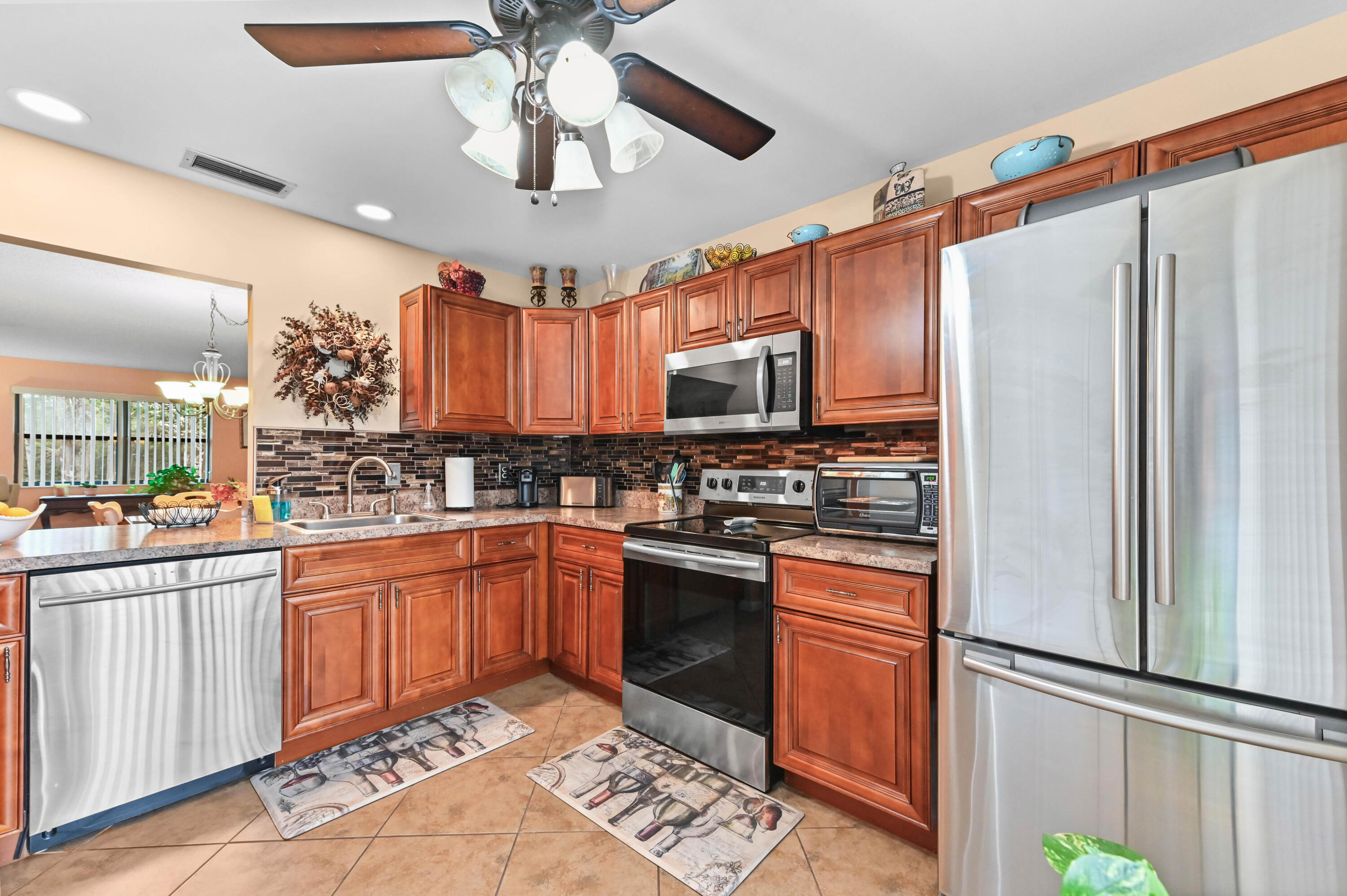 STRATHMORE GATE WEST - Residential