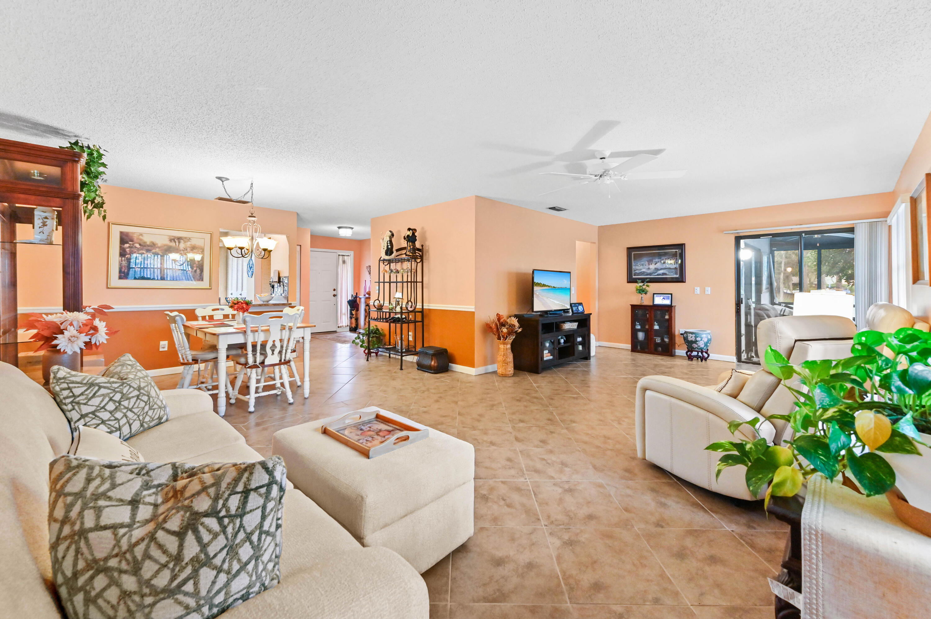 STRATHMORE GATE WEST - Residential