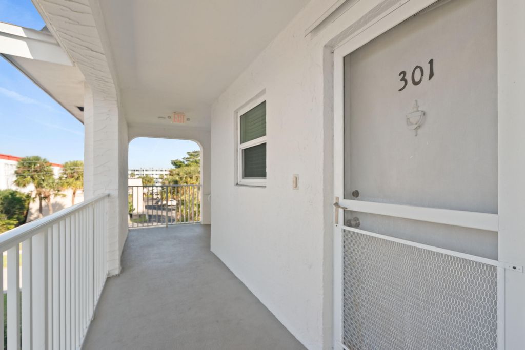 Photo of 236 Castlewood Drive #301, North Palm Beach, FL 33408 (MLS # R11084907)