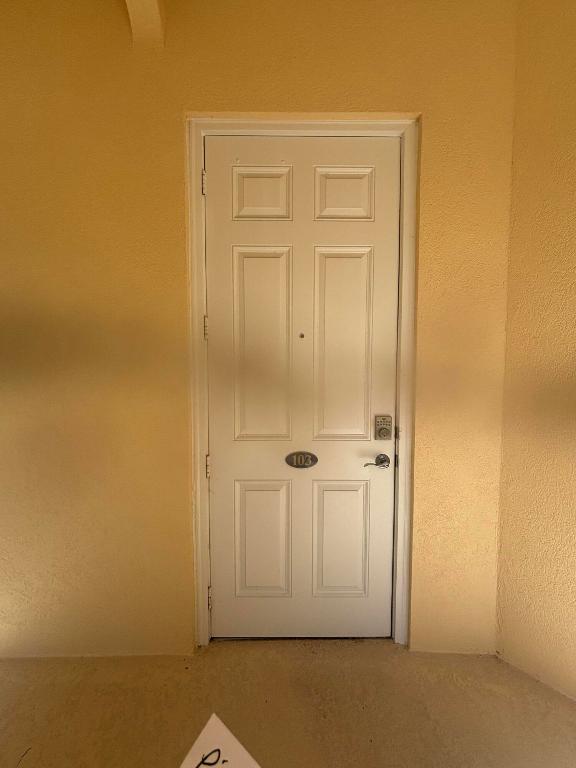 Harbour Isle West - Residential Lease