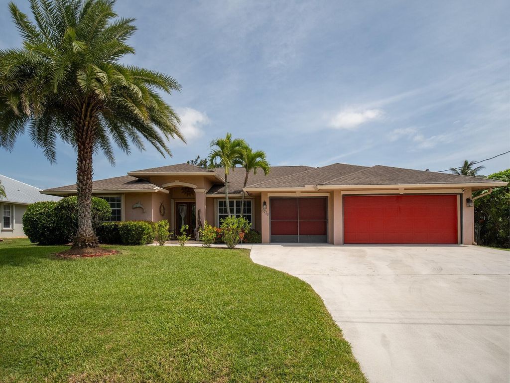 Photo of 6776 NW Abigail Avenue, Port St Lucie, FL 34983 (MLS # R10903736)