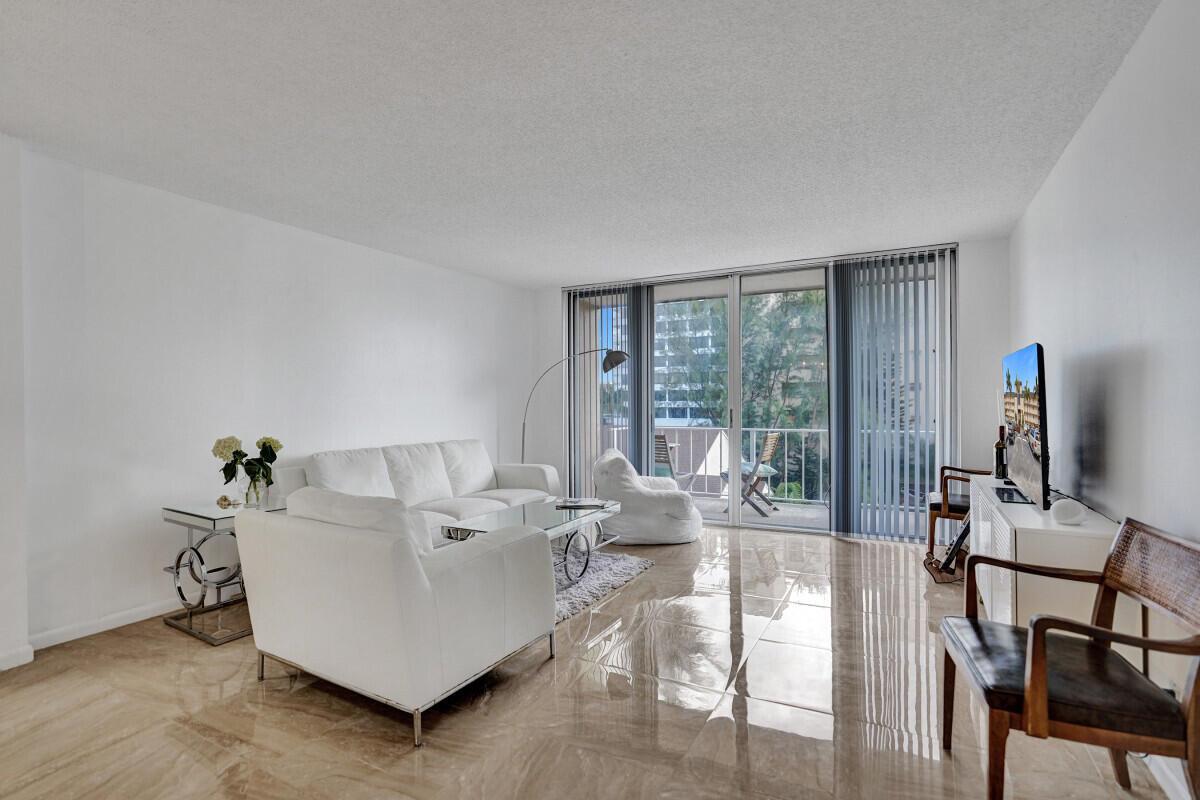 3575 S Ocean Boulevard 406