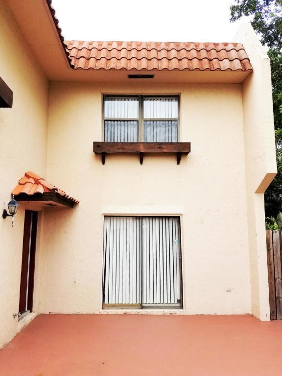 SEVEN SPRINGS 1 - Residential