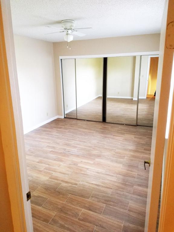 SEVEN SPRINGS 1 - Residential