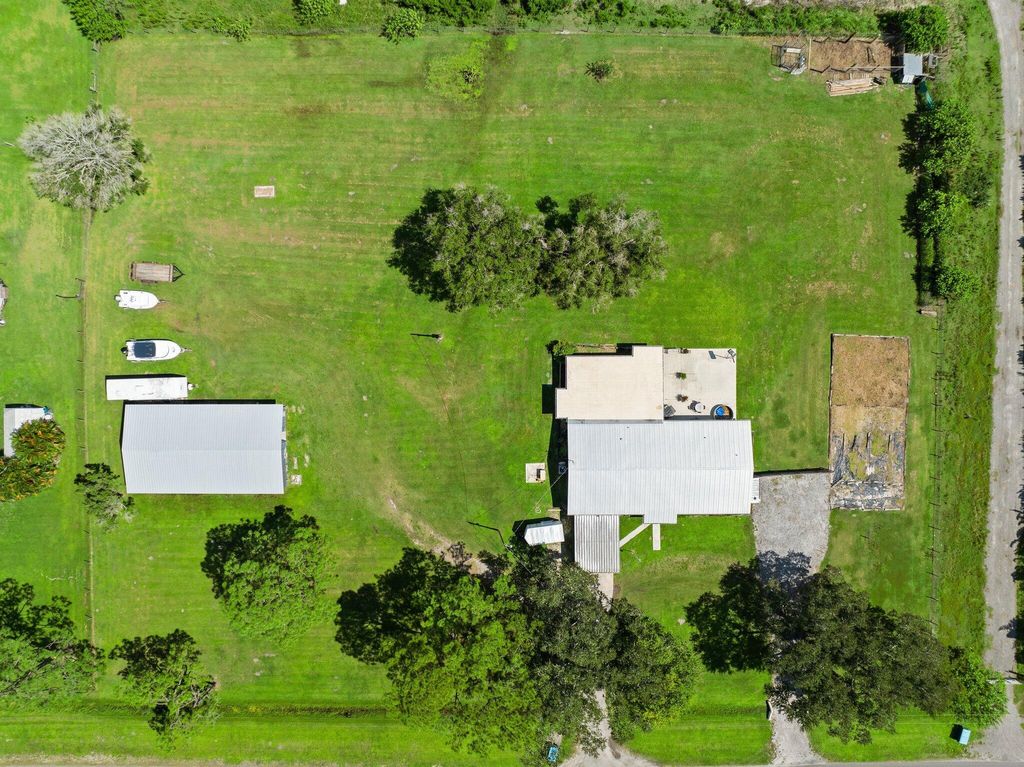 Photo of 340 N Ffa Road, Fort Pierce, FL 34945 (MLS # R11121145)