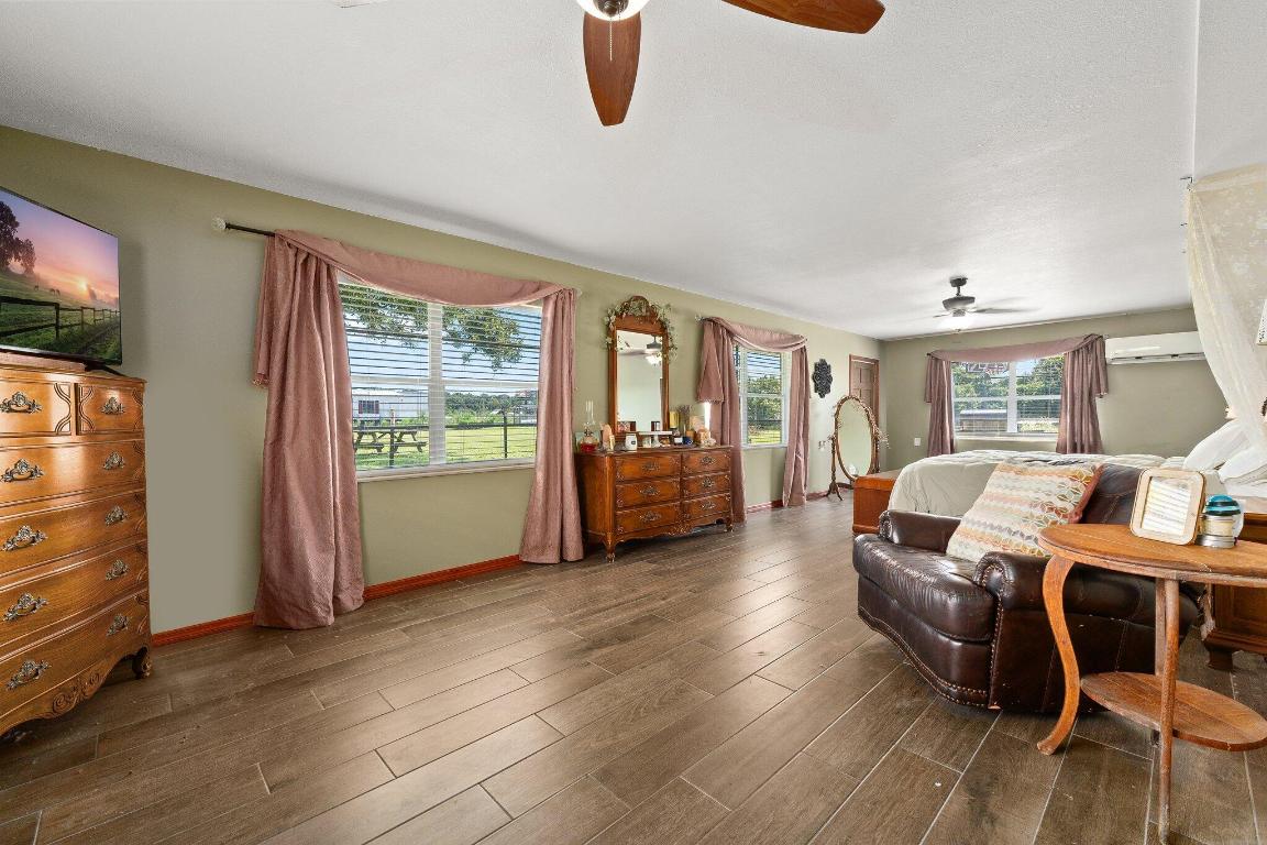 JONES ESTATES - Residential