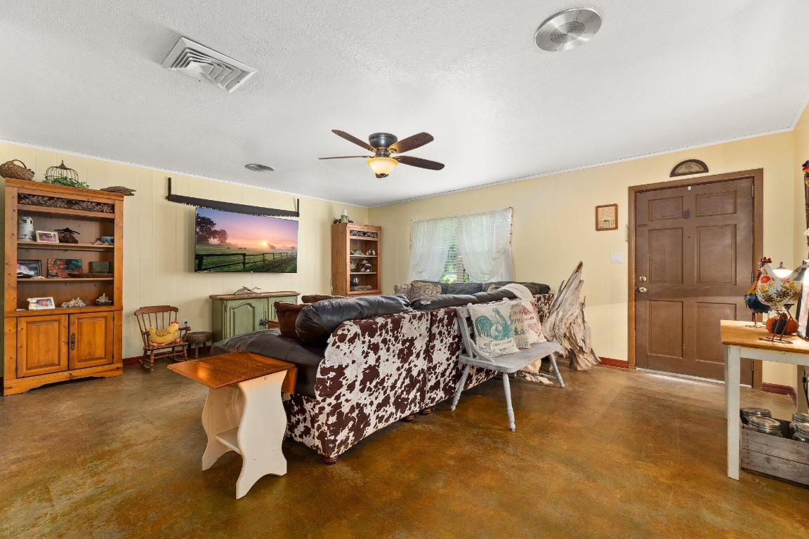JONES ESTATES - Residential